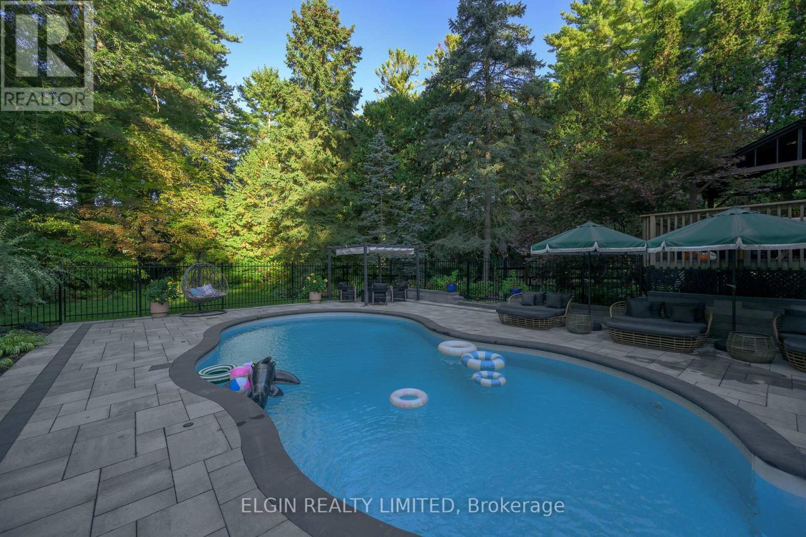 8031 Rogers Road, Malahide, Ontario  N5H 2R4 - Photo 17 - X12454803
