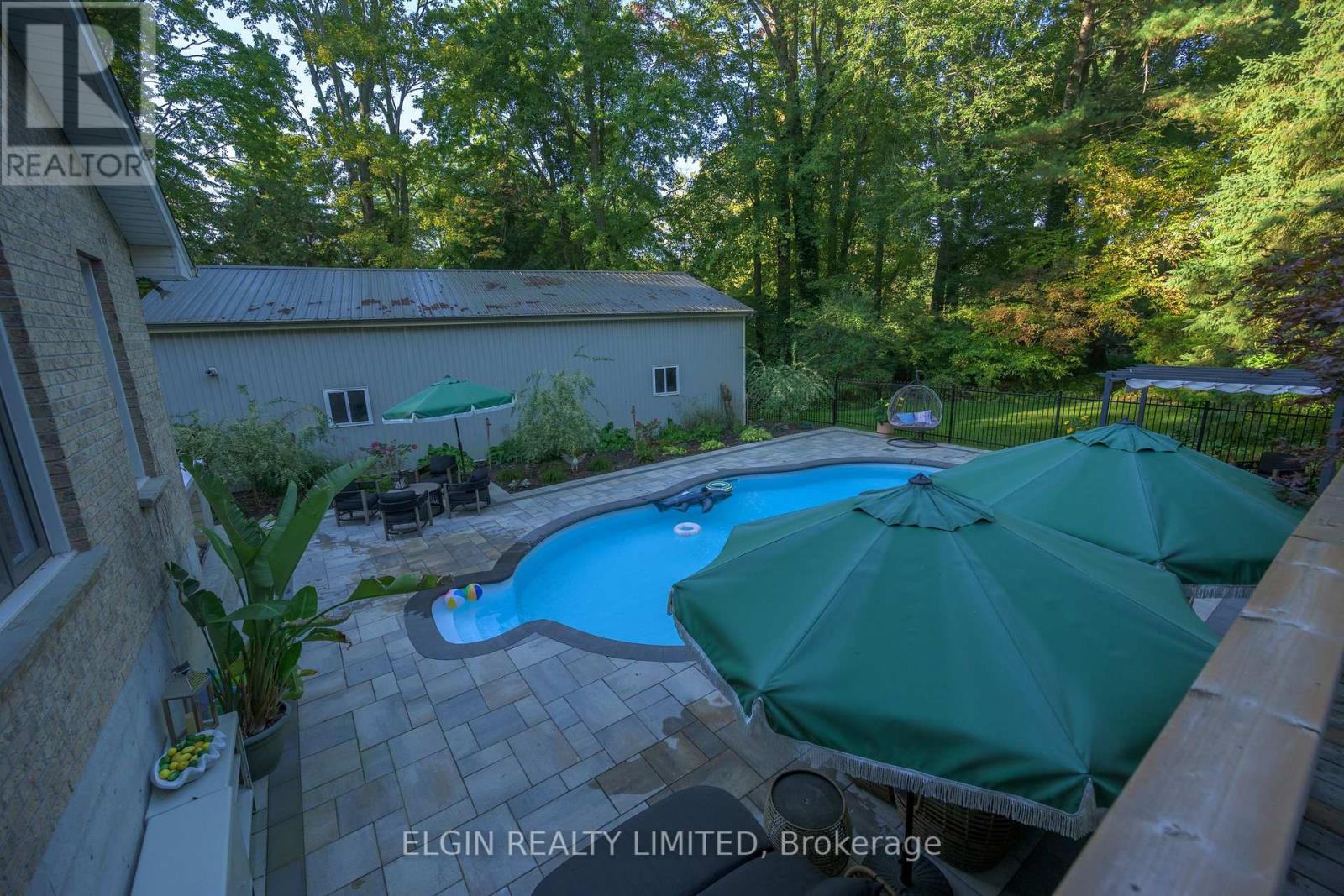 8031 Rogers Road, Malahide, Ontario  N5H 2R4 - Photo 19 - X12454803