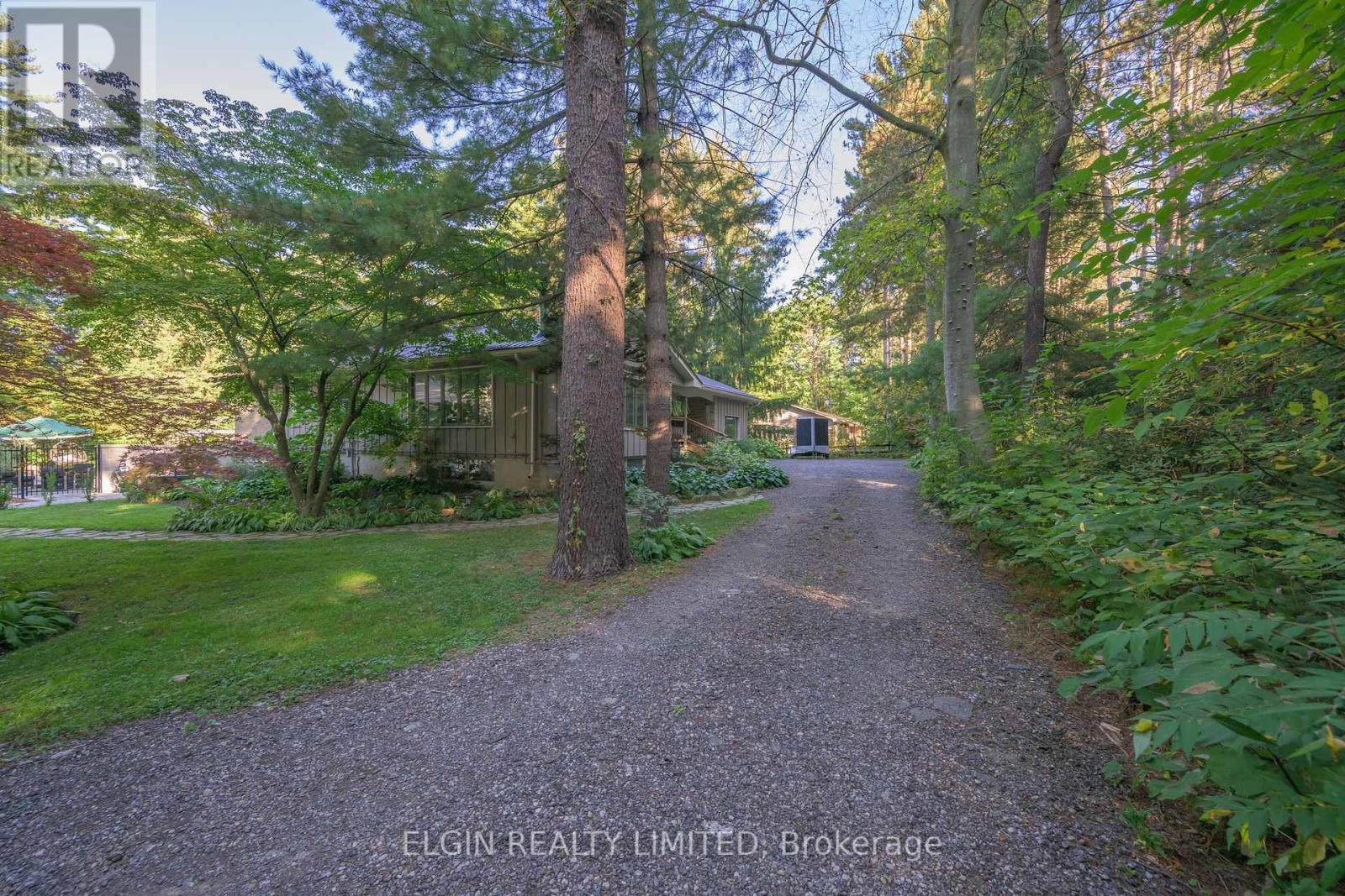 8031 Rogers Road, Malahide, Ontario  N5H 2R4 - Photo 2 - X12454803
