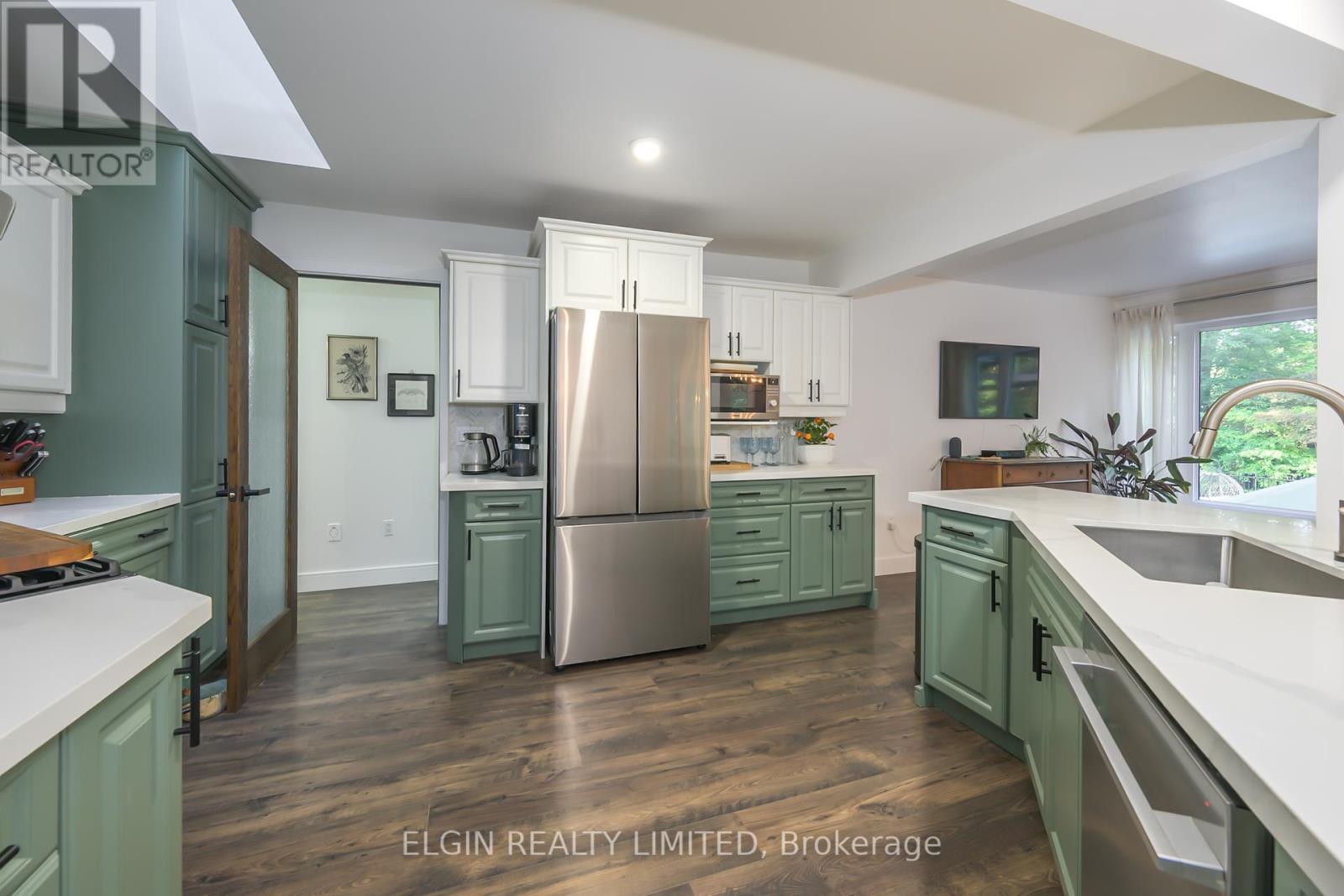 8031 Rogers Road, Malahide, Ontario  N5H 2R4 - Photo 27 - X12454803