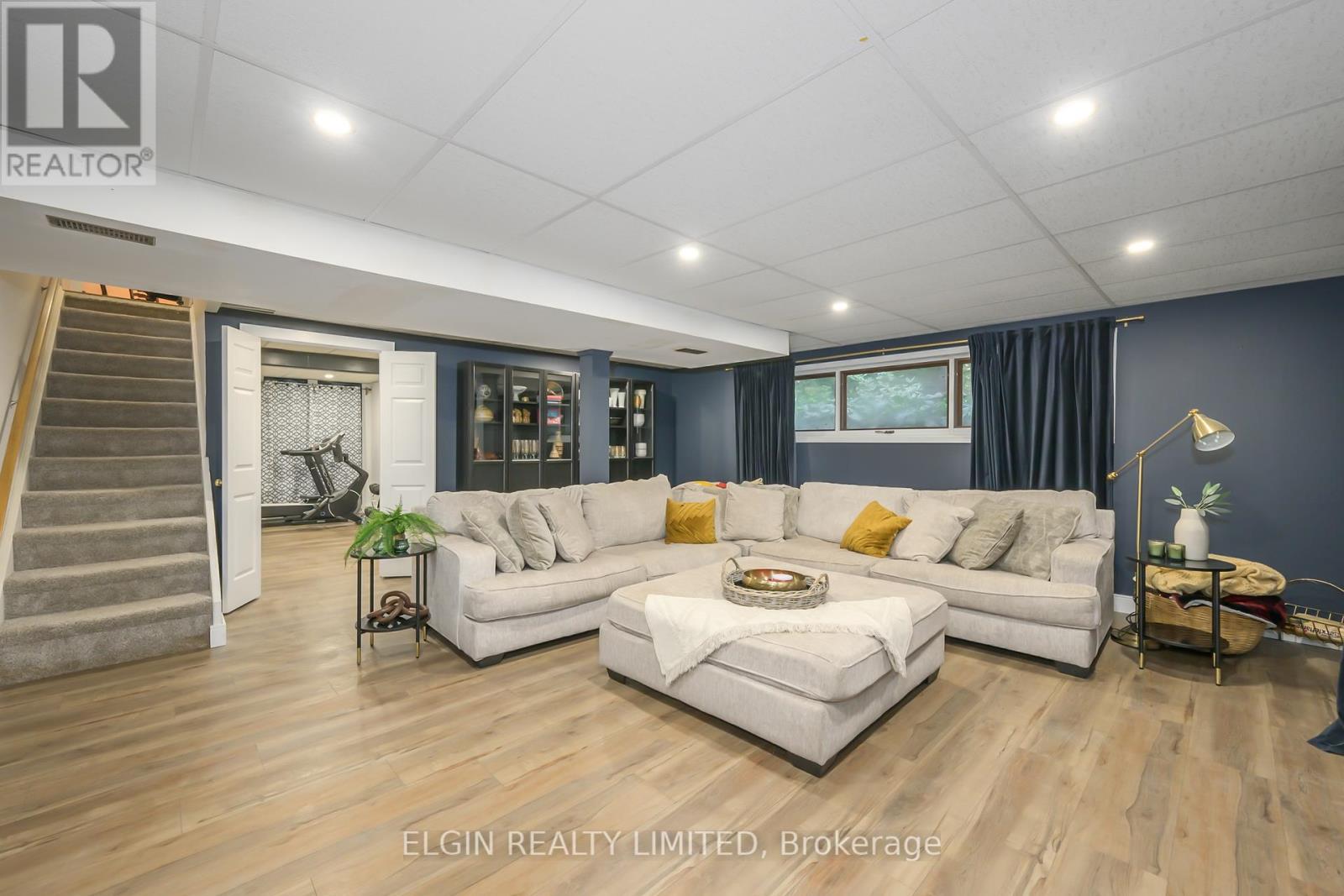 8031 Rogers Road, Malahide, Ontario  N5H 2R4 - Photo 46 - X12454803