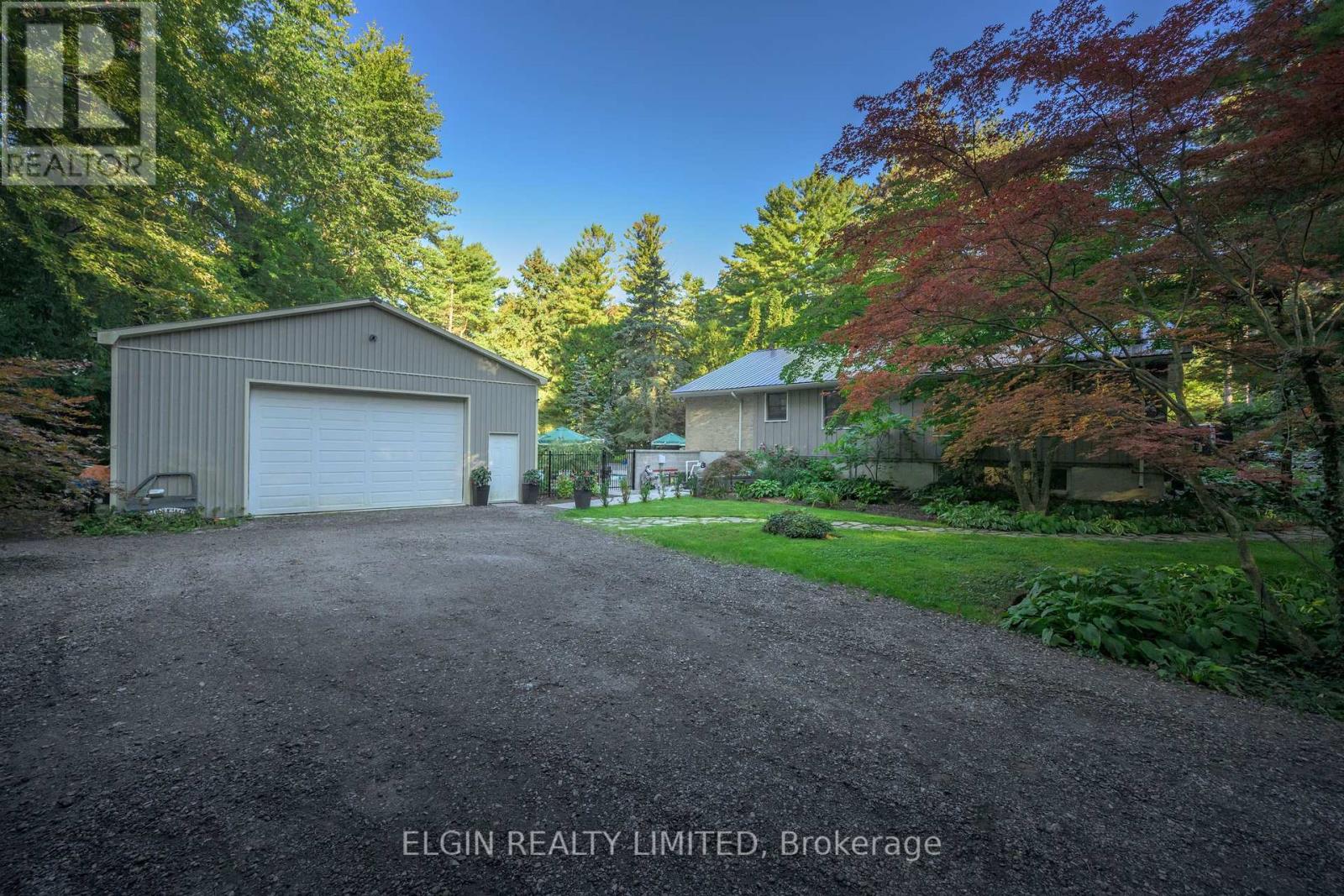 8031 Rogers Road, Malahide, Ontario  N5H 2R4 - Photo 5 - X12454803
