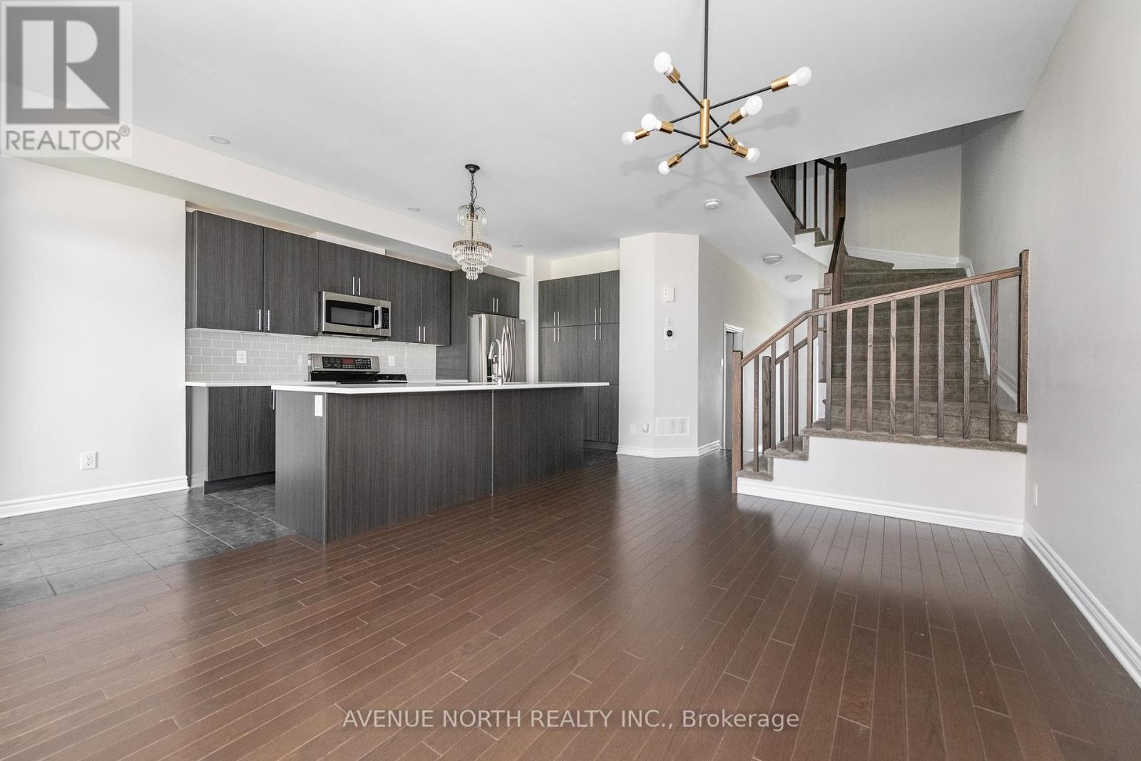 1024 Kijik Crescent, Ottawa, Ontario  K1X 0G9 - Photo 11 - X12454705
