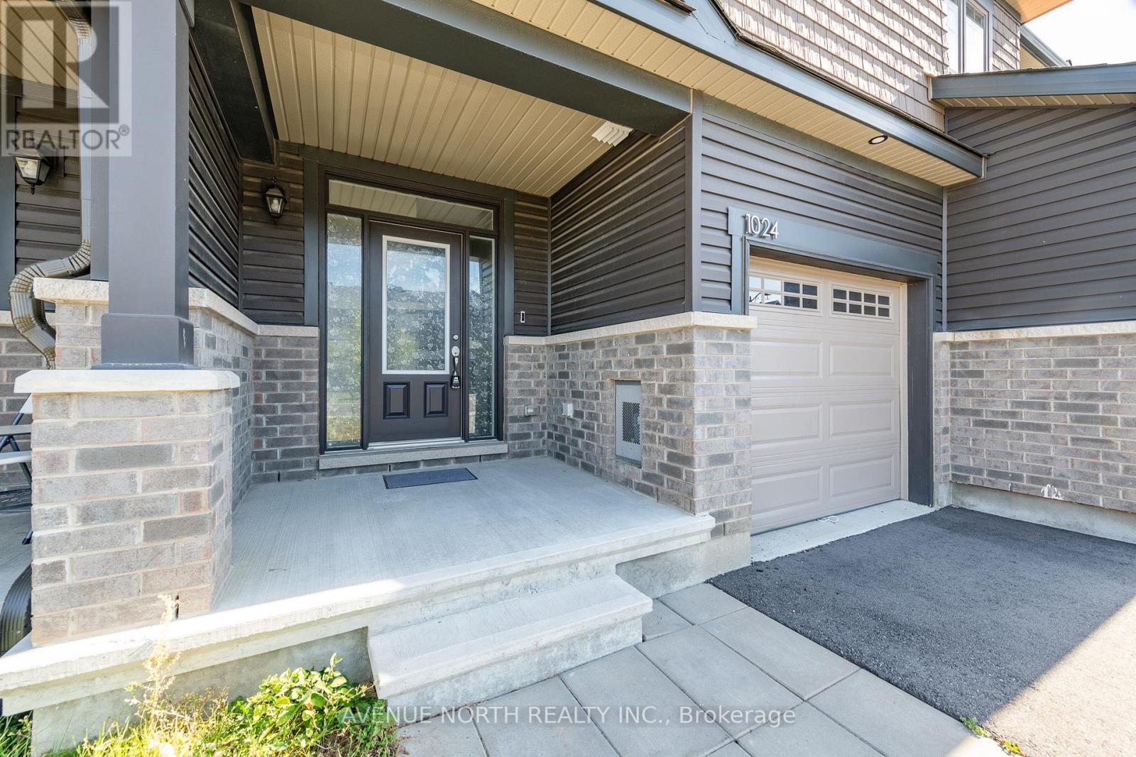 1024 Kijik Crescent, Ottawa, Ontario  K1X 0G9 - Photo 2 - X12454705