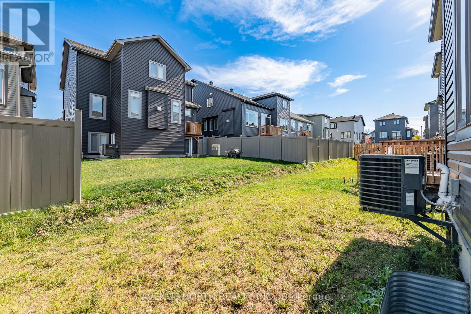 1024 Kijik Crescent, Ottawa, Ontario  K1X 0G9 - Photo 46 - X12454705