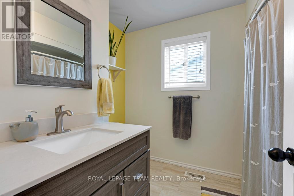 185 Morris Street, Carleton Place, Ontario  K7C 4M8 - Photo 20 - X12454717