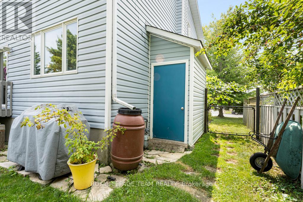 185 Morris Street, Carleton Place, Ontario  K7C 4M8 - Photo 25 - X12454717