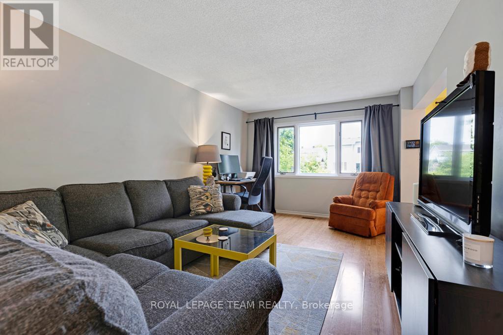 185 Morris Street, Carleton Place, Ontario  K7C 4M8 - Photo 4 - X12454717