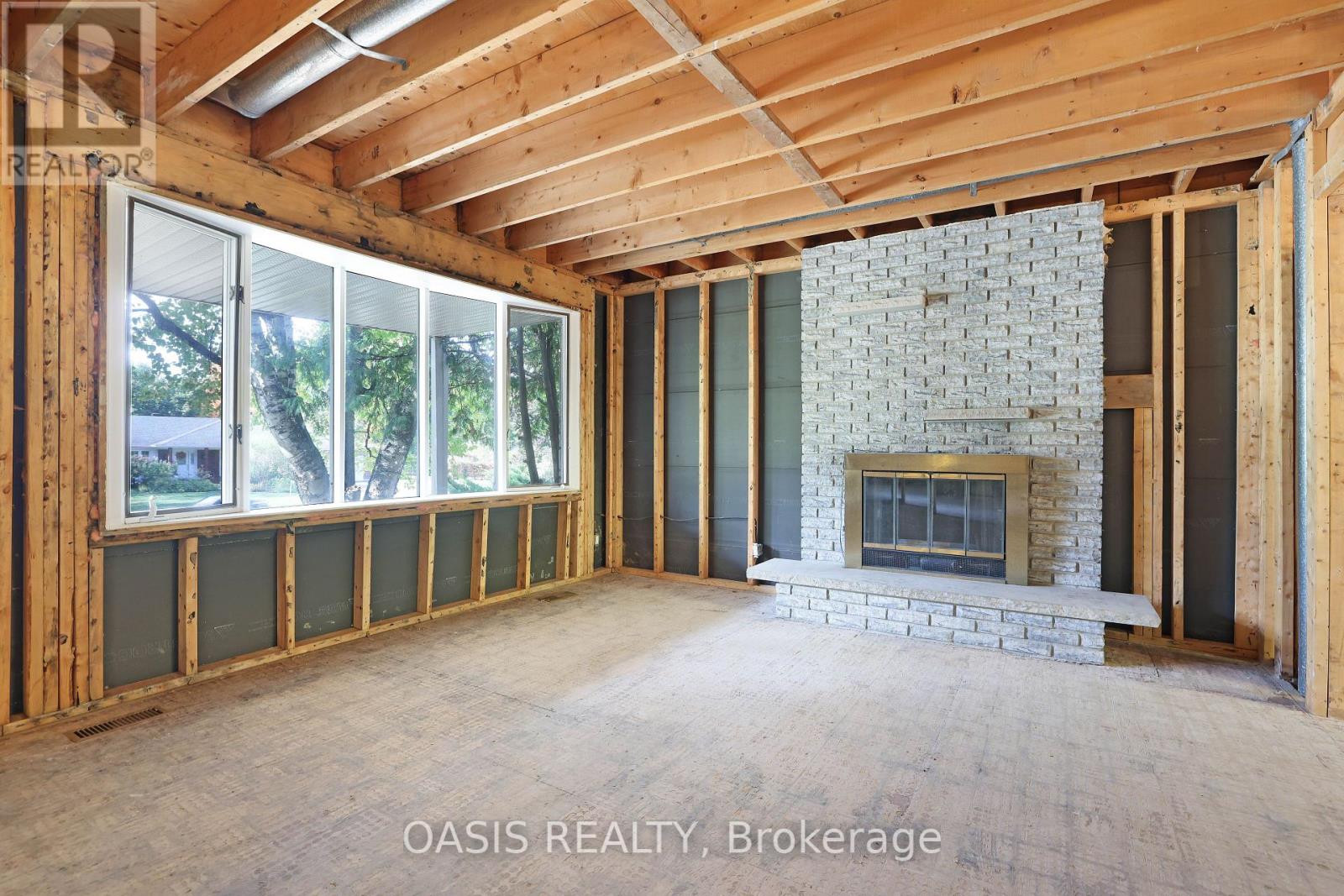 120 Glenncastle Drive, Ottawa, Ontario  K0A 1L0 - Photo 11 - X12454728