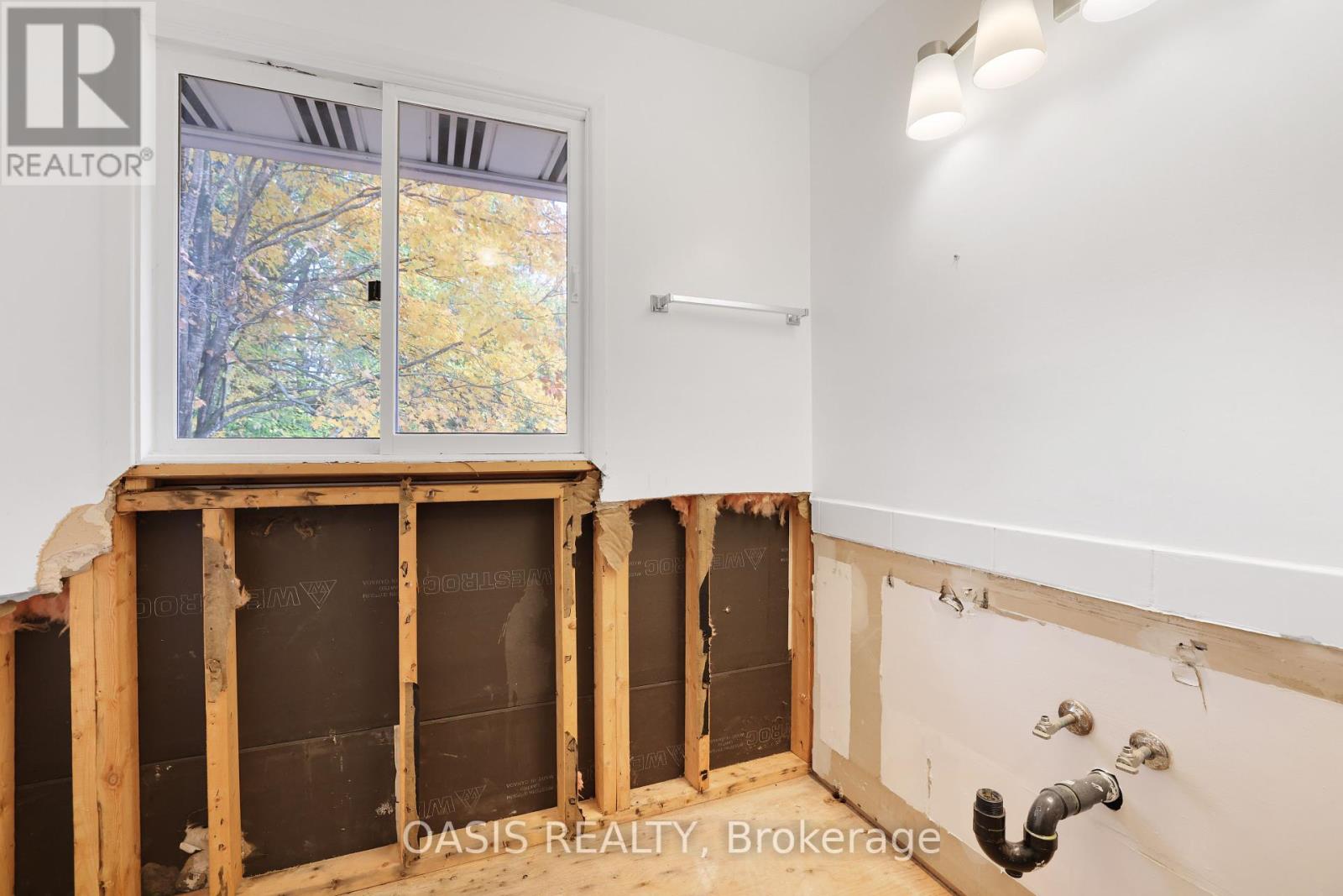 120 Glenncastle Drive, Ottawa, Ontario  K0A 1L0 - Photo 26 - X12454728