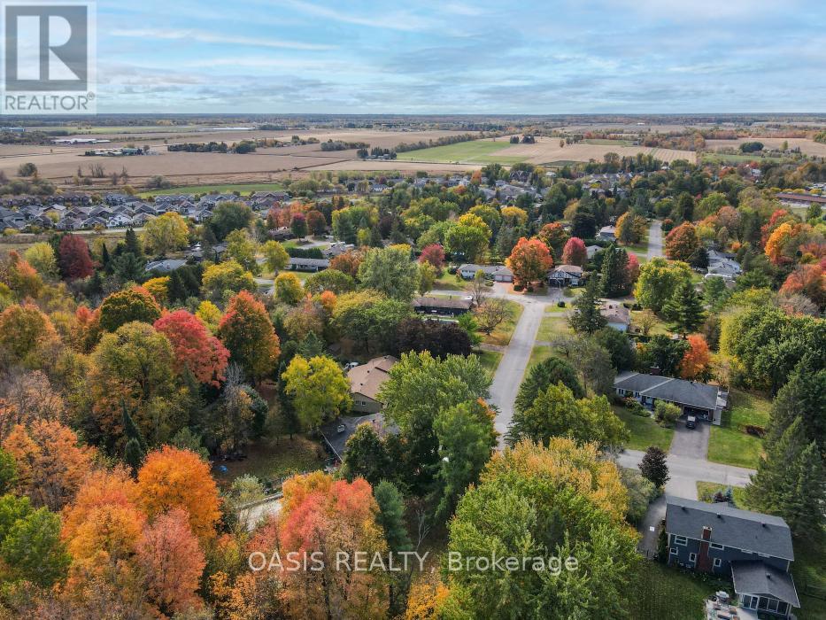 120 Glenncastle Drive, Ottawa, Ontario  K0A 1L0 - Photo 36 - X12454728