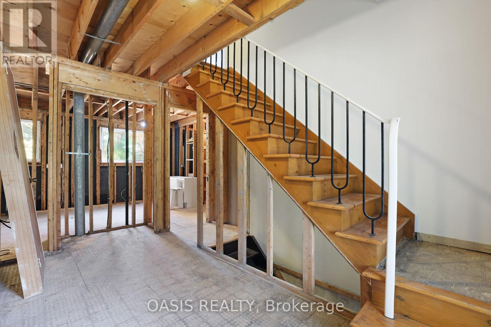 120 Glenncastle Drive, Ottawa, Ontario  K0A 1L0 - Photo 8 - X12454728