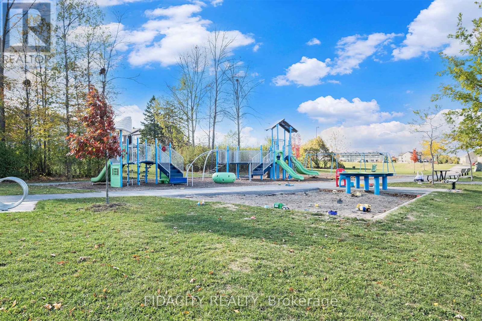 648 Vivera Place, Ottawa, Ontario  K2S 2N1 - Photo 24 - X12454794