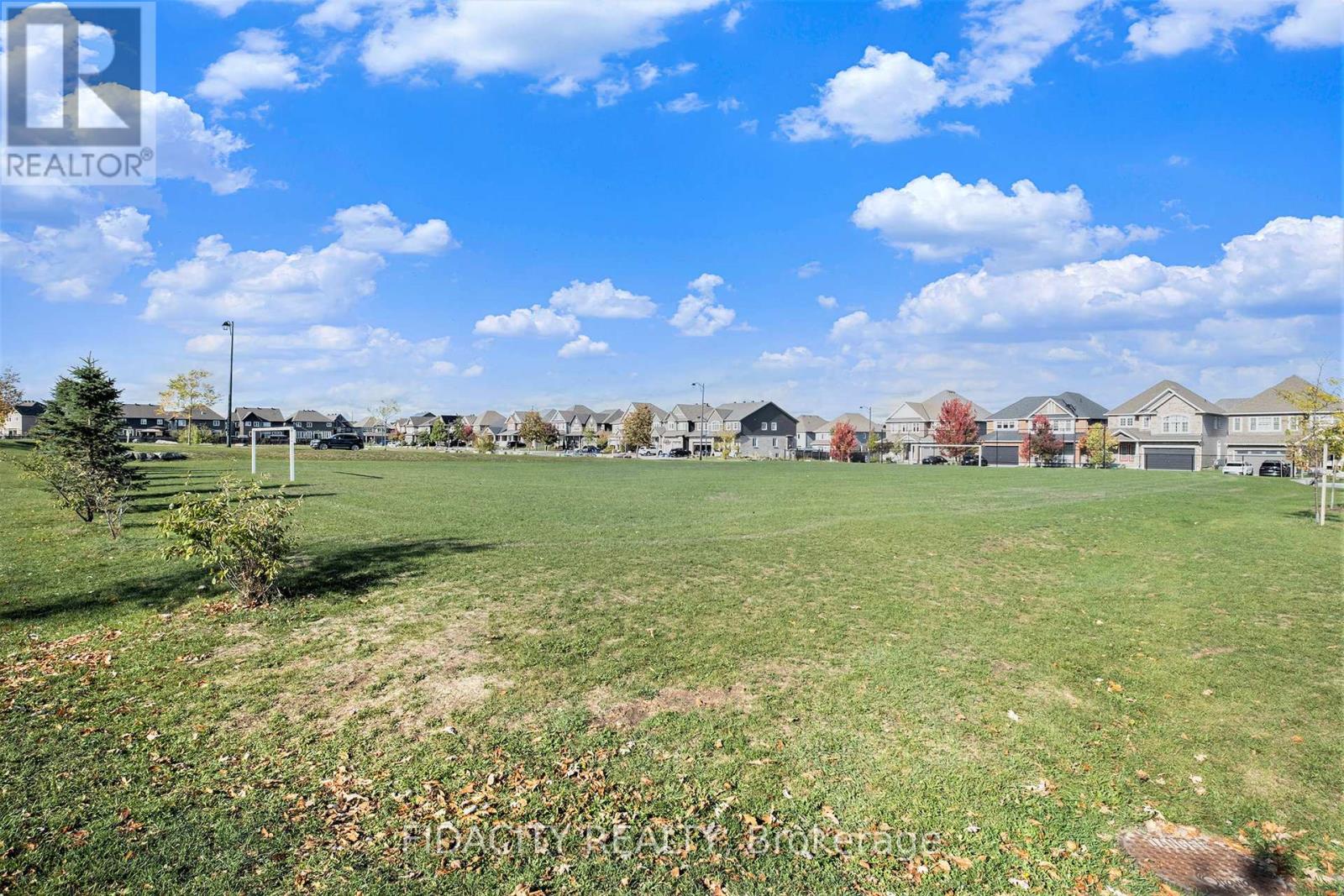 648 Vivera Place, Ottawa, Ontario  K2S 2N1 - Photo 26 - X12454794
