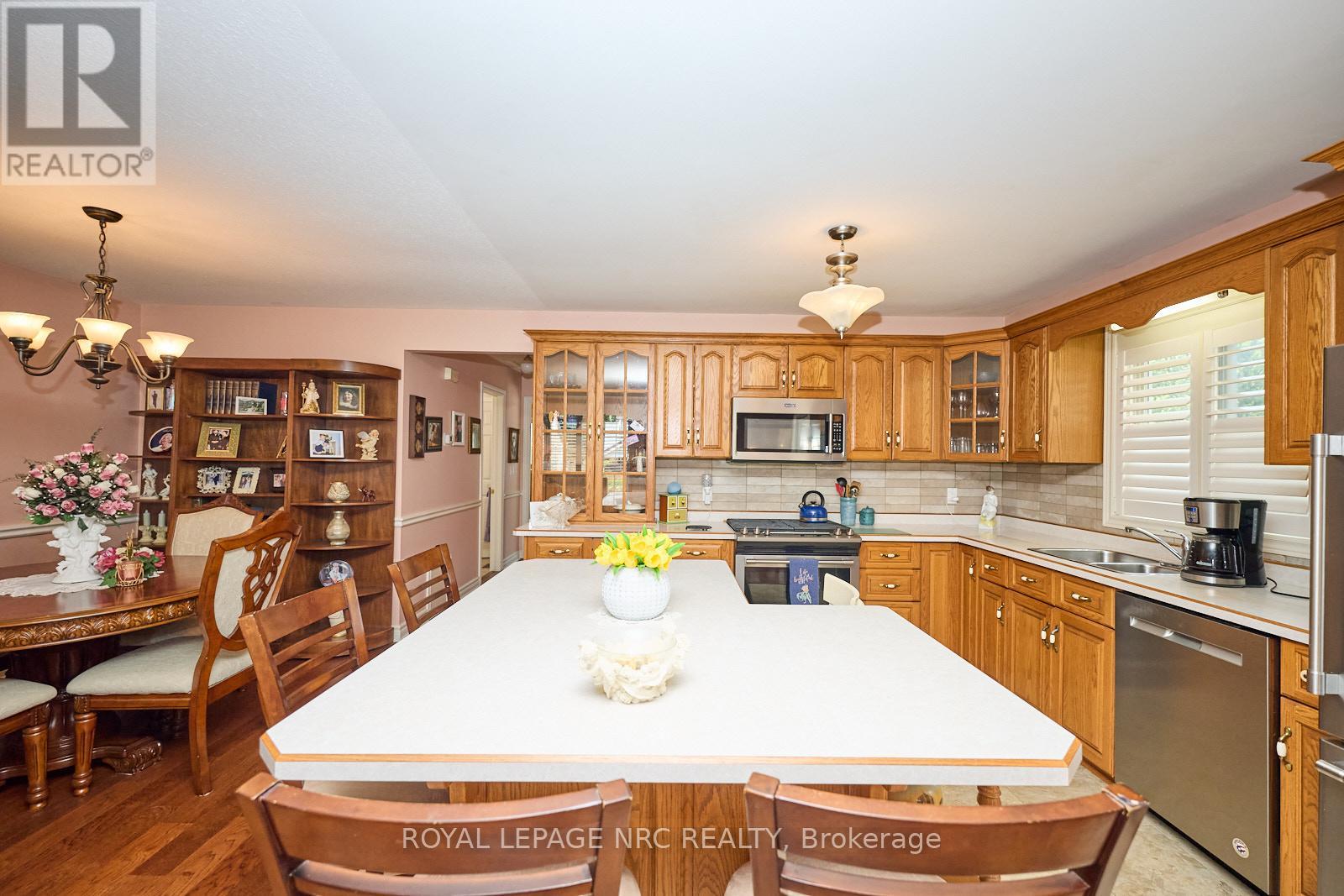32 Wilton Avenue, Welland, Ontario  L3C 1Z9 - Photo 24 - X12263703