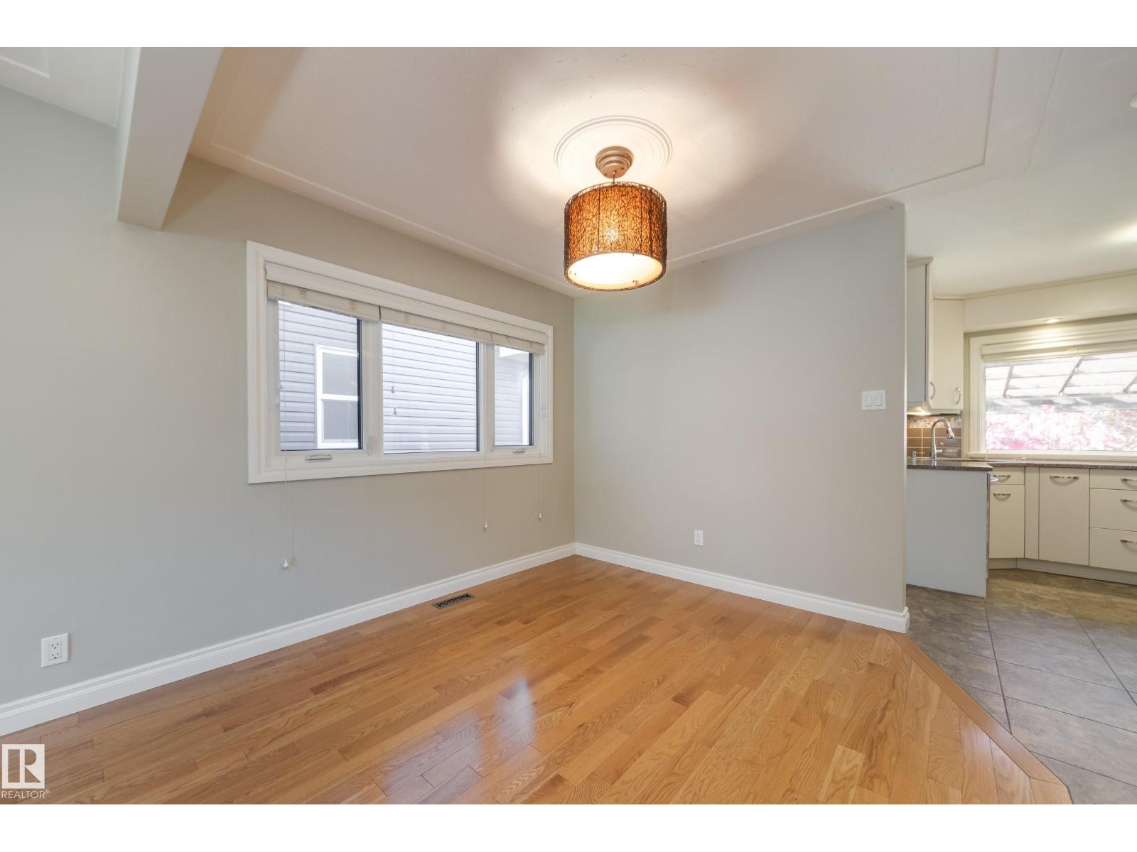 7112 81 St Nw, Edmonton, Alberta  T6C 2T4 - Photo 8 - E4461485