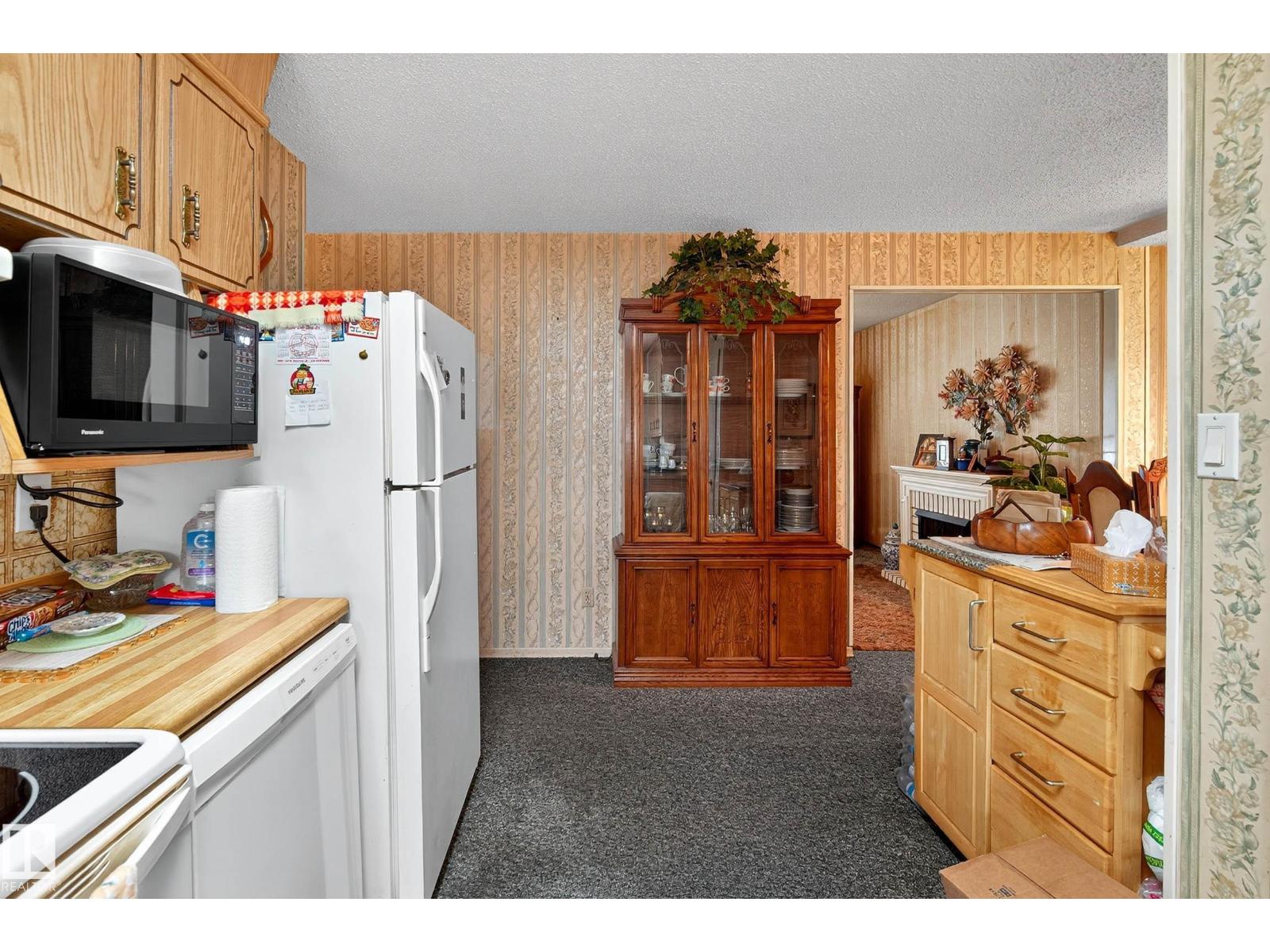 8404 171 St Nw, Edmonton, Alberta  T5T 0H3 - Photo 10 - E4461493