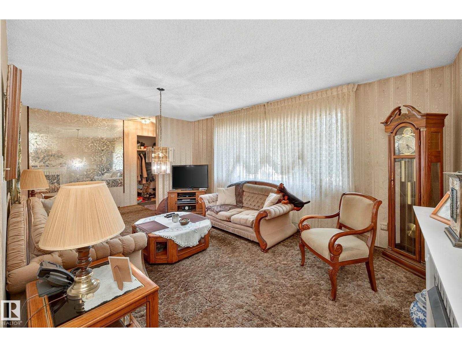 8404 171 St Nw, Edmonton, Alberta  T5T 0H3 - Photo 3 - E4461493