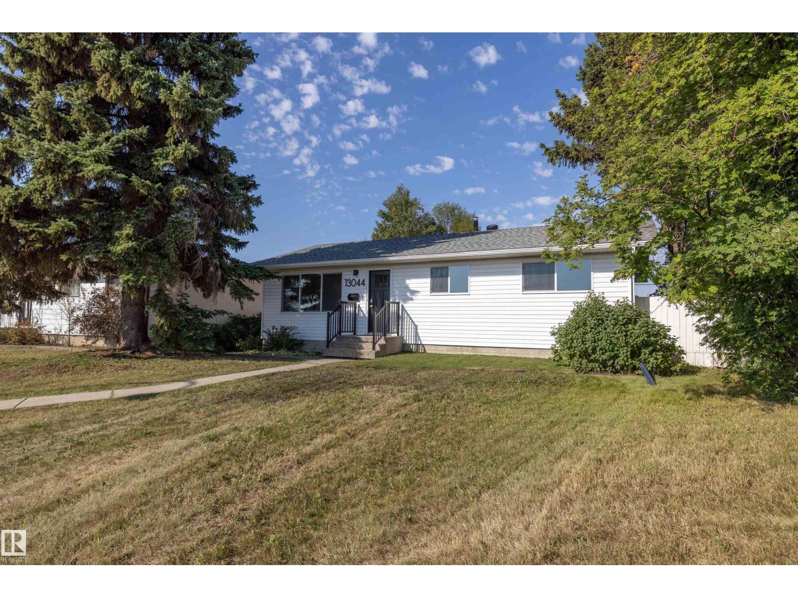 13044 78 St Nw, Edmonton, Alberta  T5C 2A1 - Photo 2 - E4461494