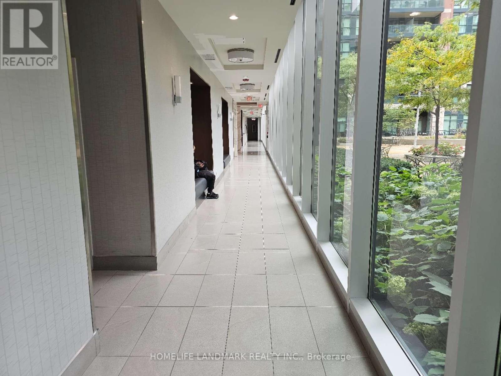 527 - 525 Wilson Avenue, Toronto, Ontario  M3H 1V1 - Photo 14 - C12454611