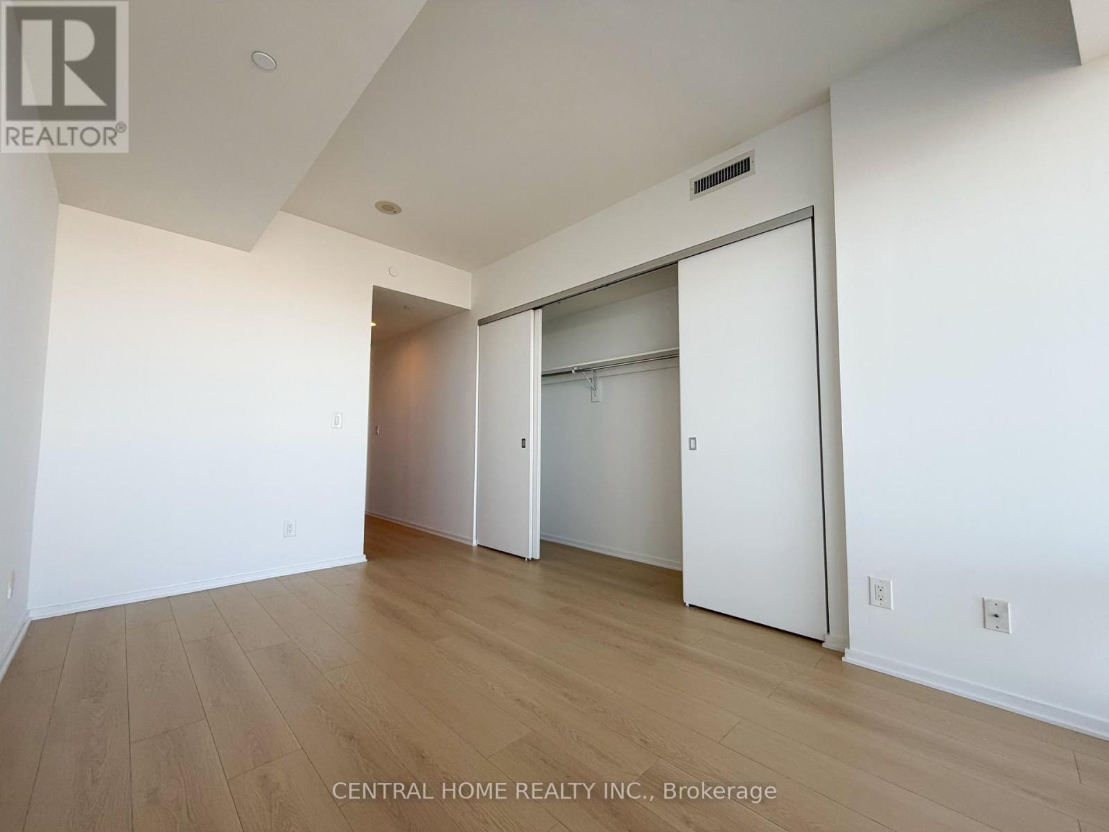 5609 - 1 Bloor Street E, Toronto, Ontario  M4W 1A9 - Photo 12 - C12454633