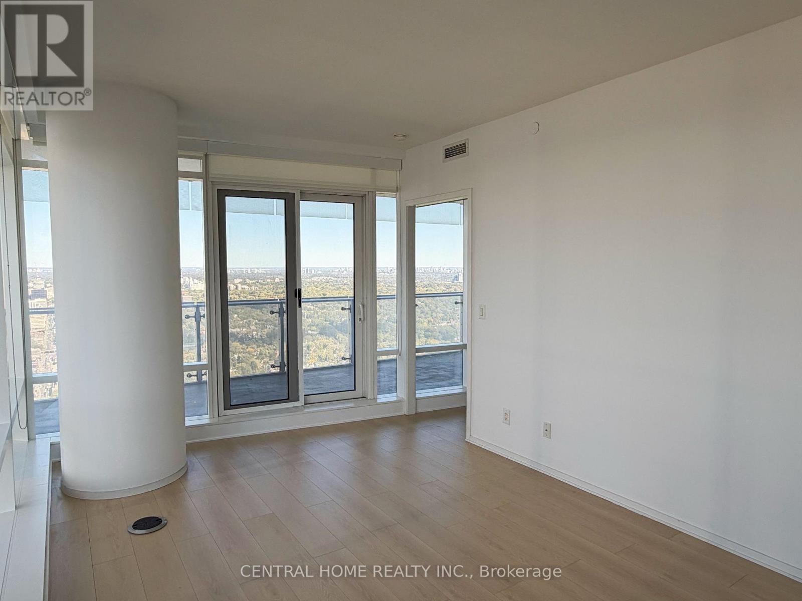 5609 - 1 Bloor Street E, Toronto, Ontario  M4W 1A9 - Photo 6 - C12454633
