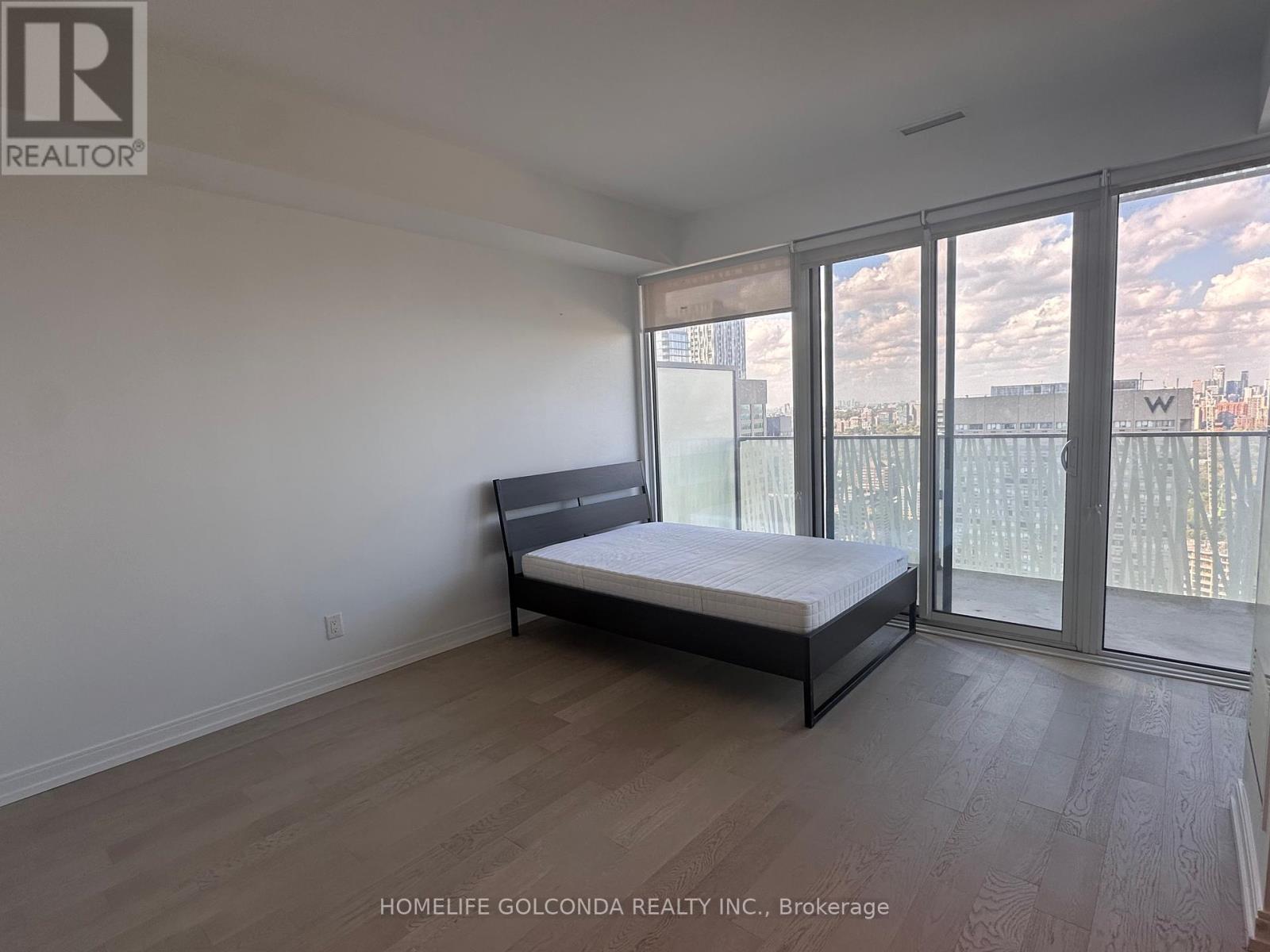 4107 - 42 Charles Street E, Toronto, Ontario  M4Y 1N3 - Photo 3 - C12454646