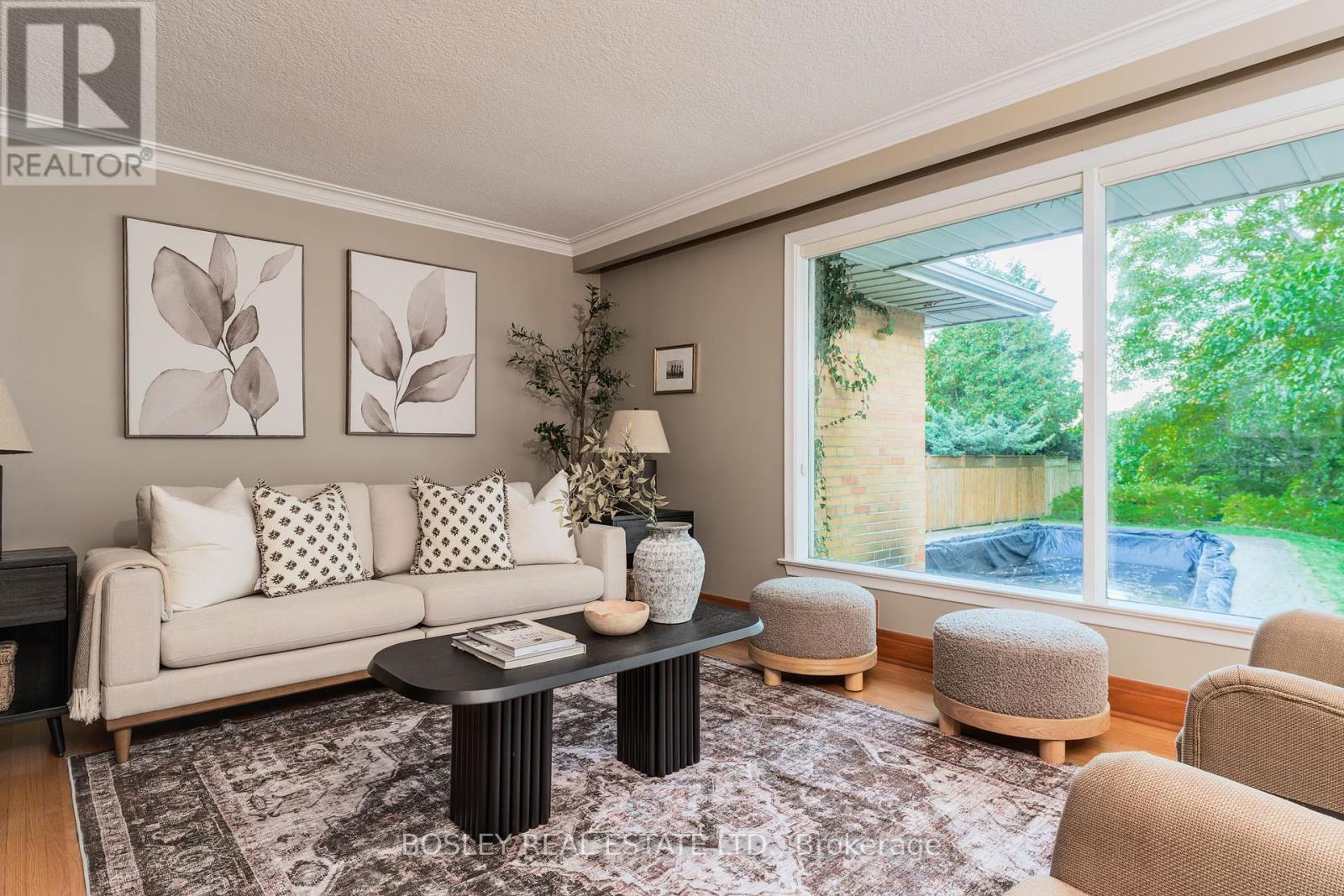 25 Ayre Point Road, Toronto, Ontario  M1M 1G4 - Photo 2 - E12454610