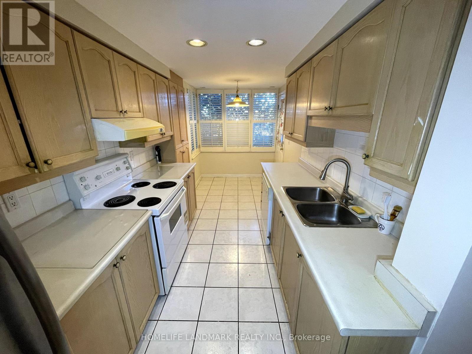 726 - 1881 Mcnicoll Avenue, Toronto, Ontario  M1V 5M2 - Photo 12 - E12454639