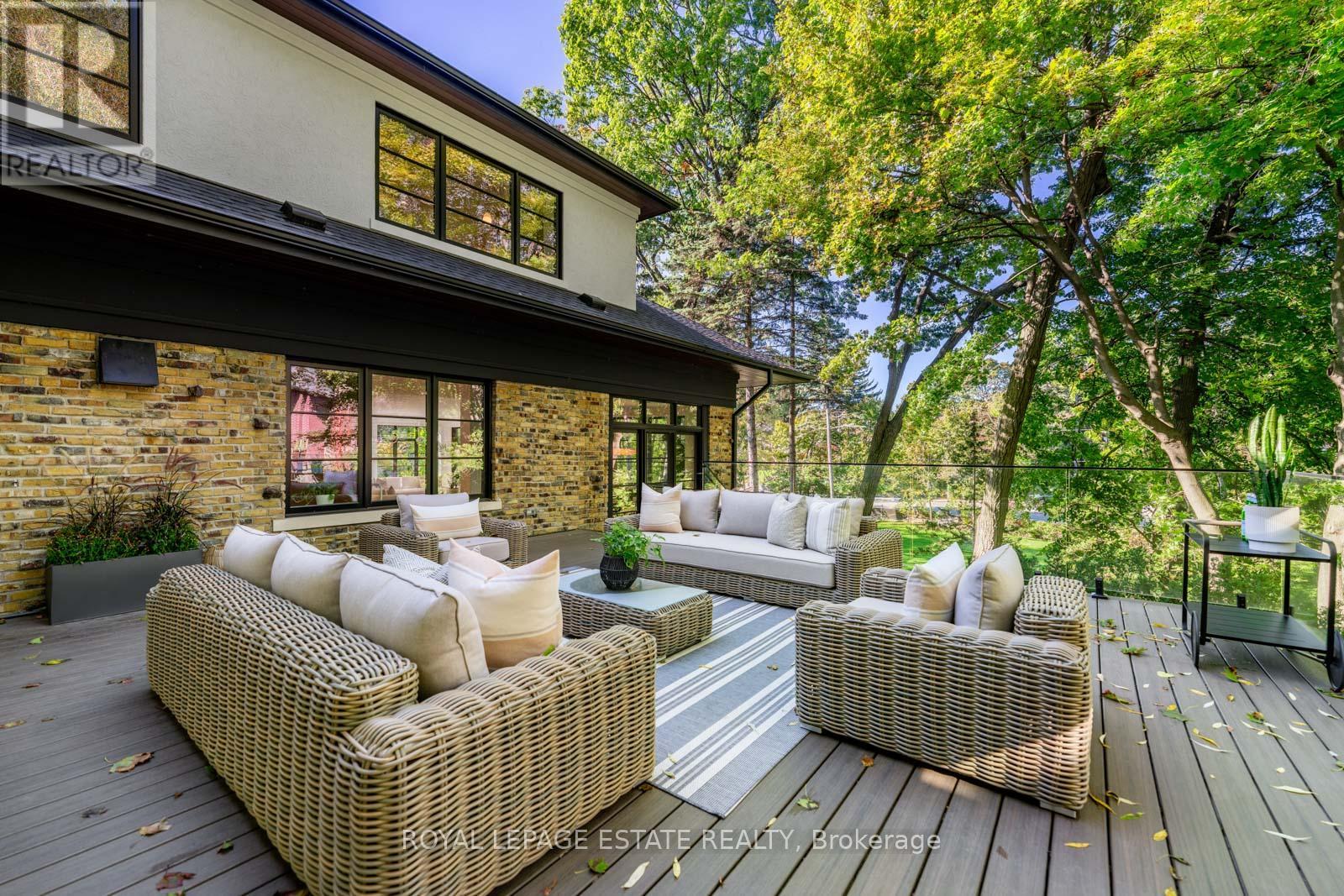 8 Crown Park Road, Toronto, Ontario  M4E 1J9 - Photo 26 - E12454647