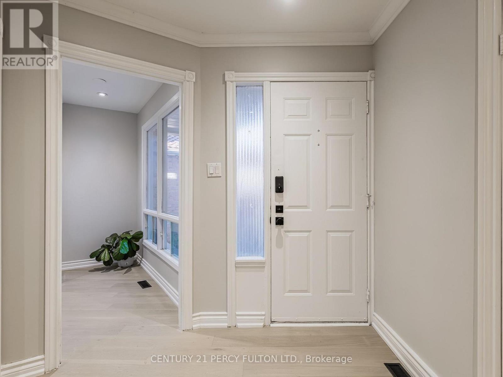 1671 Portland Court, Pickering, Ontario  L1V 5L5 - Photo 14 - E12454651