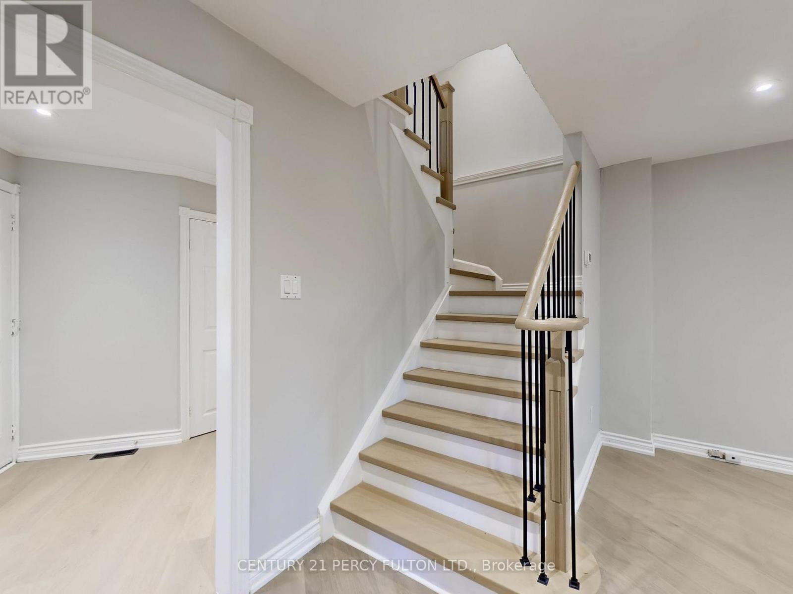 1671 Portland Court, Pickering, Ontario  L1V 5L5 - Photo 16 - E12454651