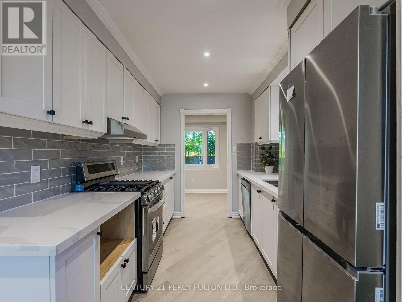 1671 Portland Court, Pickering, Ontario  L1V 5L5 - Photo 8 - E12454651