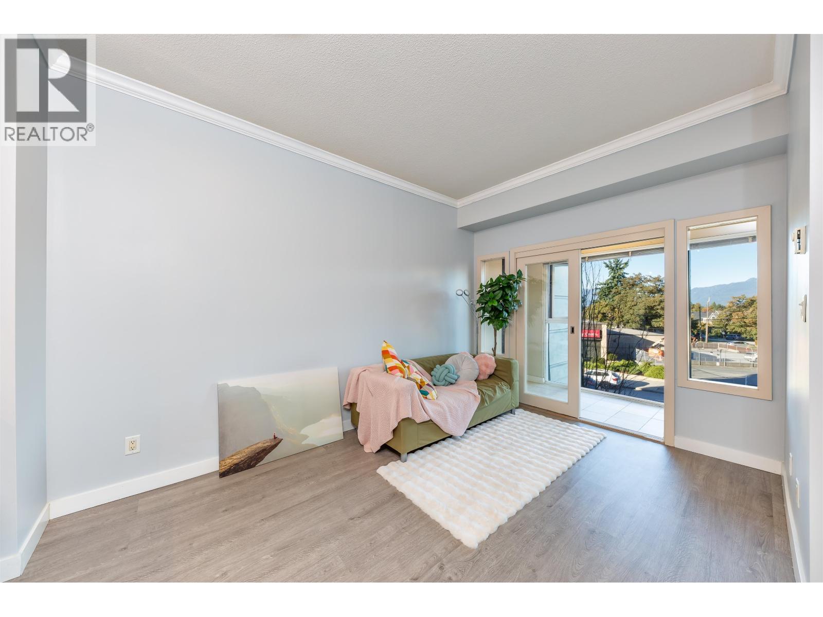 210 4028 Knight Street, Vancouver, British Columbia  V5N 5Y8 - Photo 5 - R3043628
