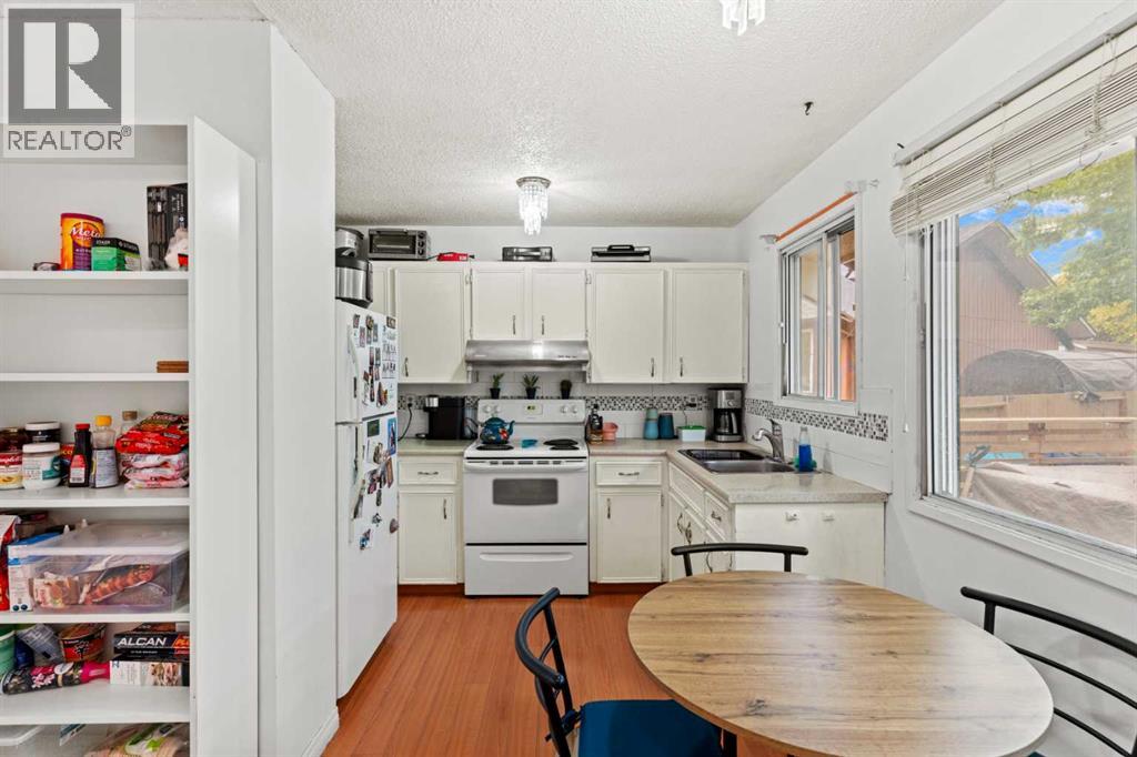 412 Whitehill Place Ne, Calgary, Alberta  T1Y 3G7 - Photo 8 - A2262033
