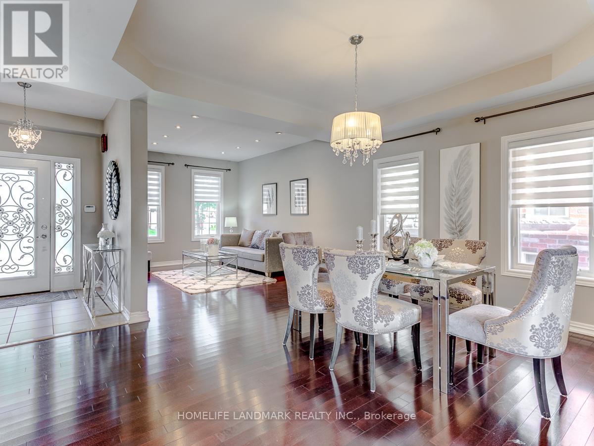 137 Alpaca Drive, Richmond Hill, Ontario  L4E 0R2 - Photo 5 - N12454598
