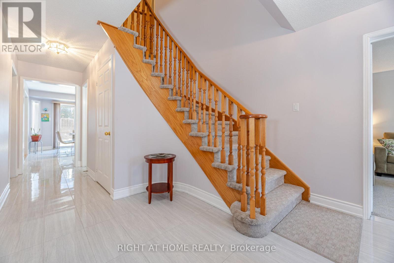 20 Erla Court, Markham, Ontario  L3S 3B3 - Photo 19 - N12454612