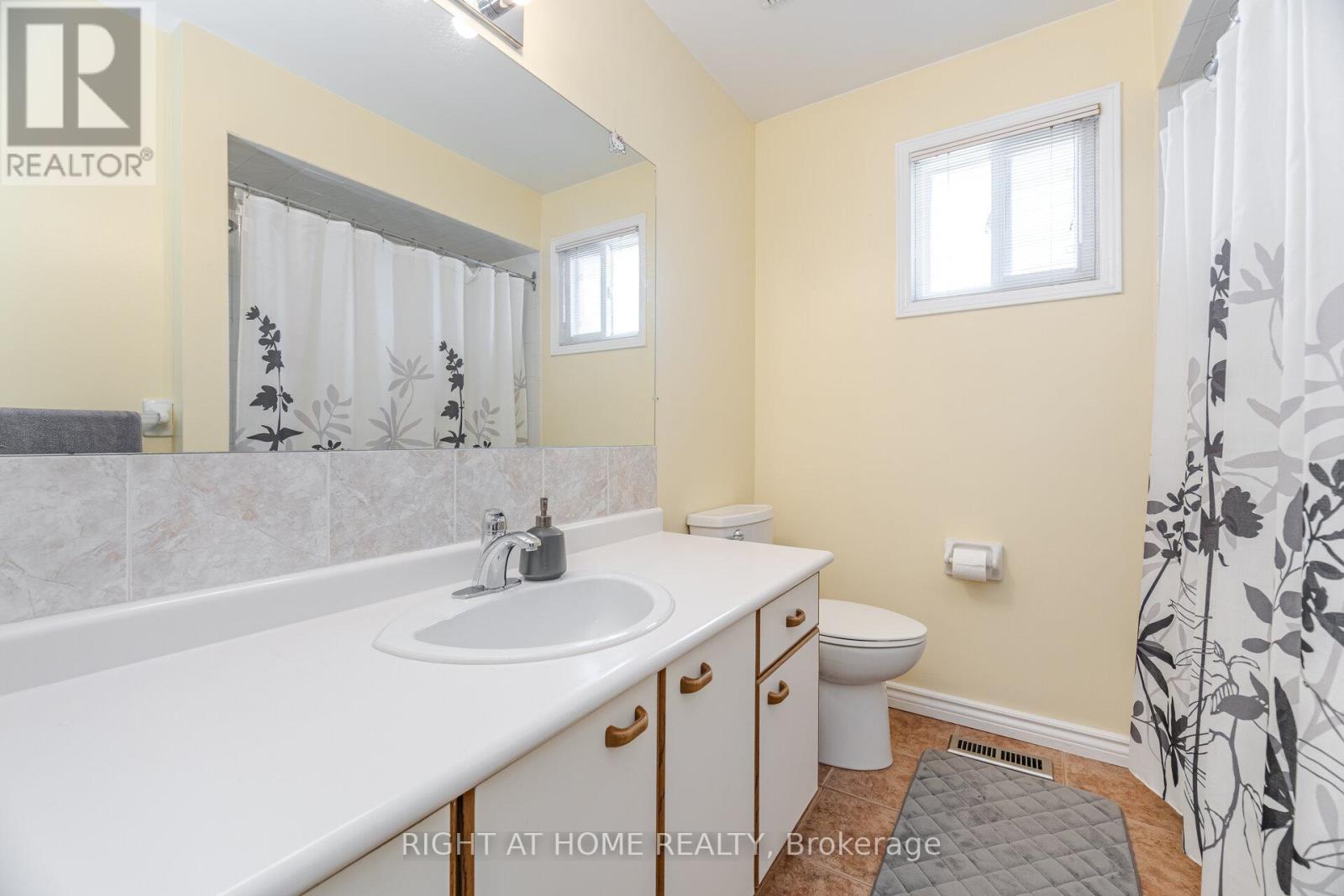 20 Erla Court, Markham, Ontario  L3S 3B3 - Photo 28 - N12454612