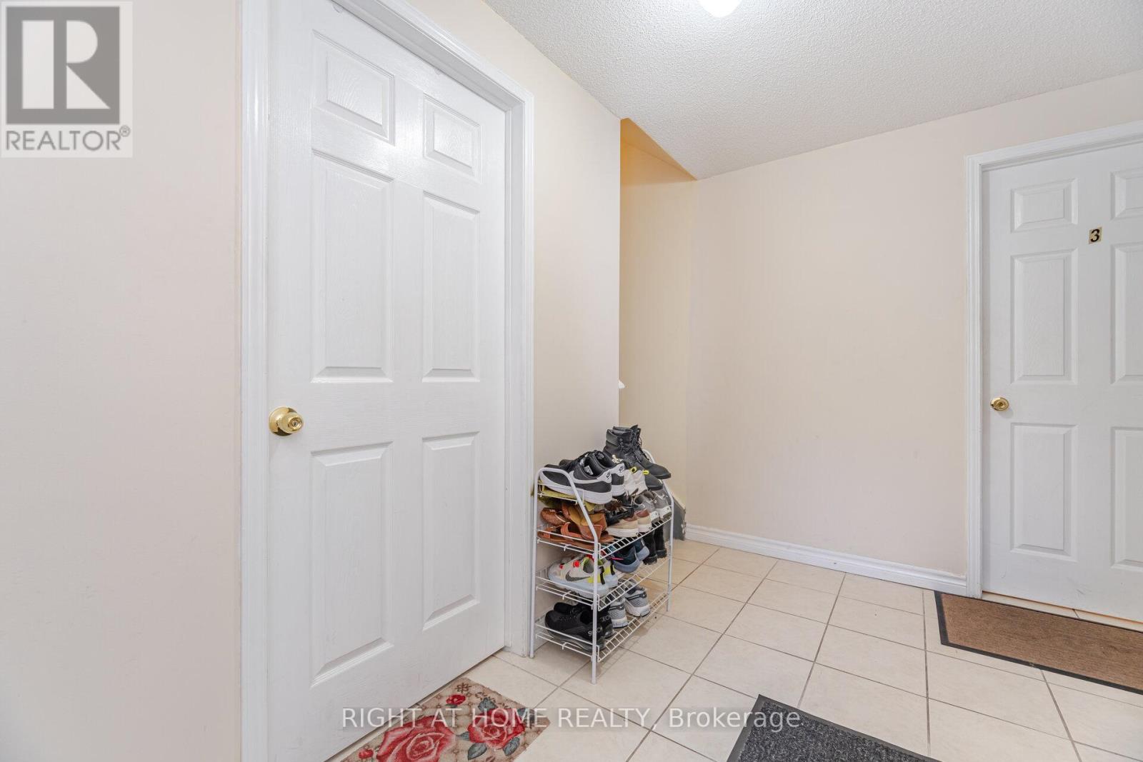 20 Erla Court, Markham, Ontario  L3S 3B3 - Photo 30 - N12454612