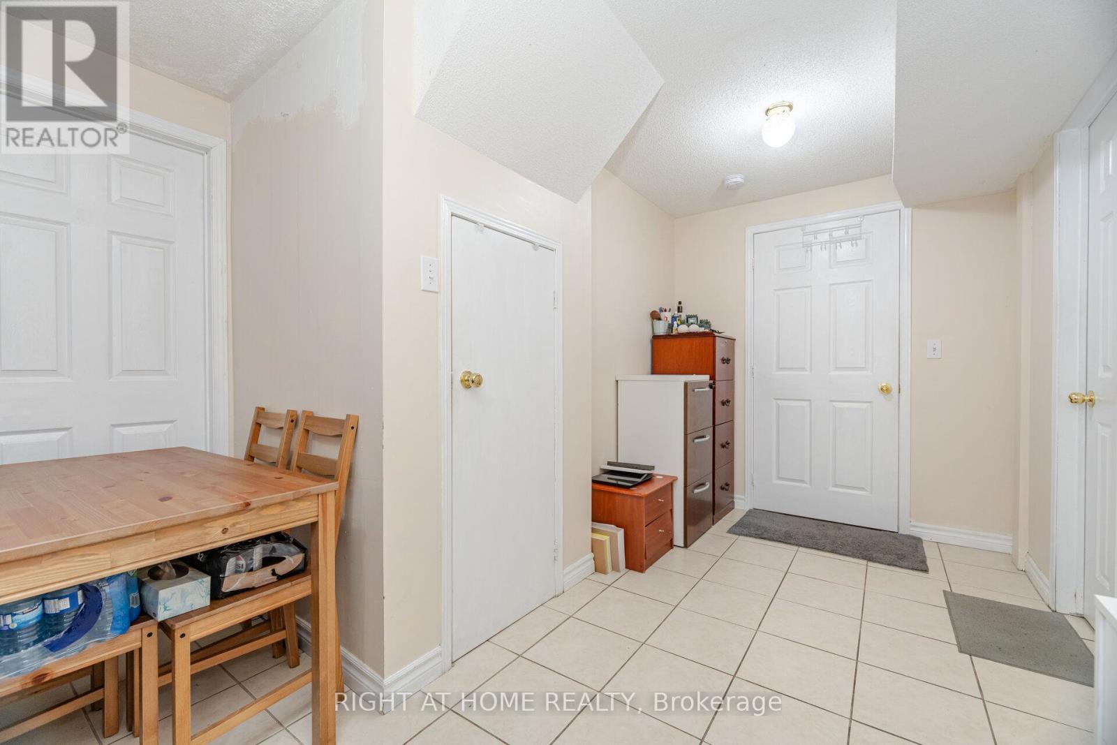20 Erla Court, Markham, Ontario  L3S 3B3 - Photo 31 - N12454612