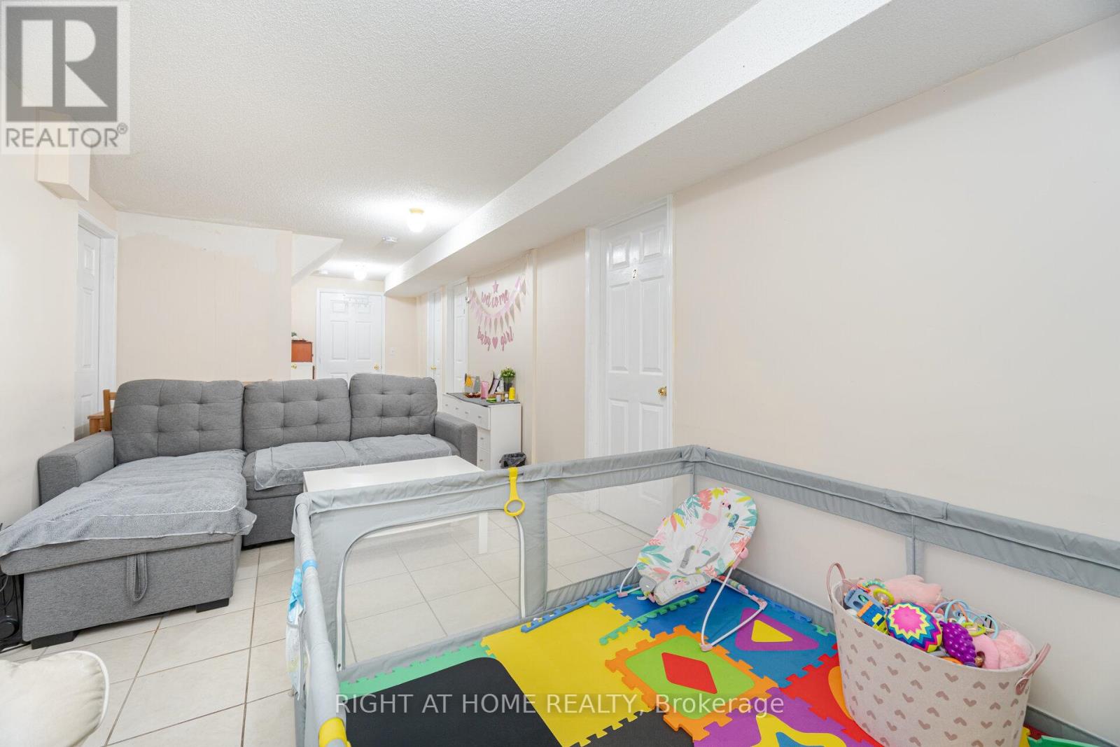20 Erla Court, Markham, Ontario  L3S 3B3 - Photo 33 - N12454612