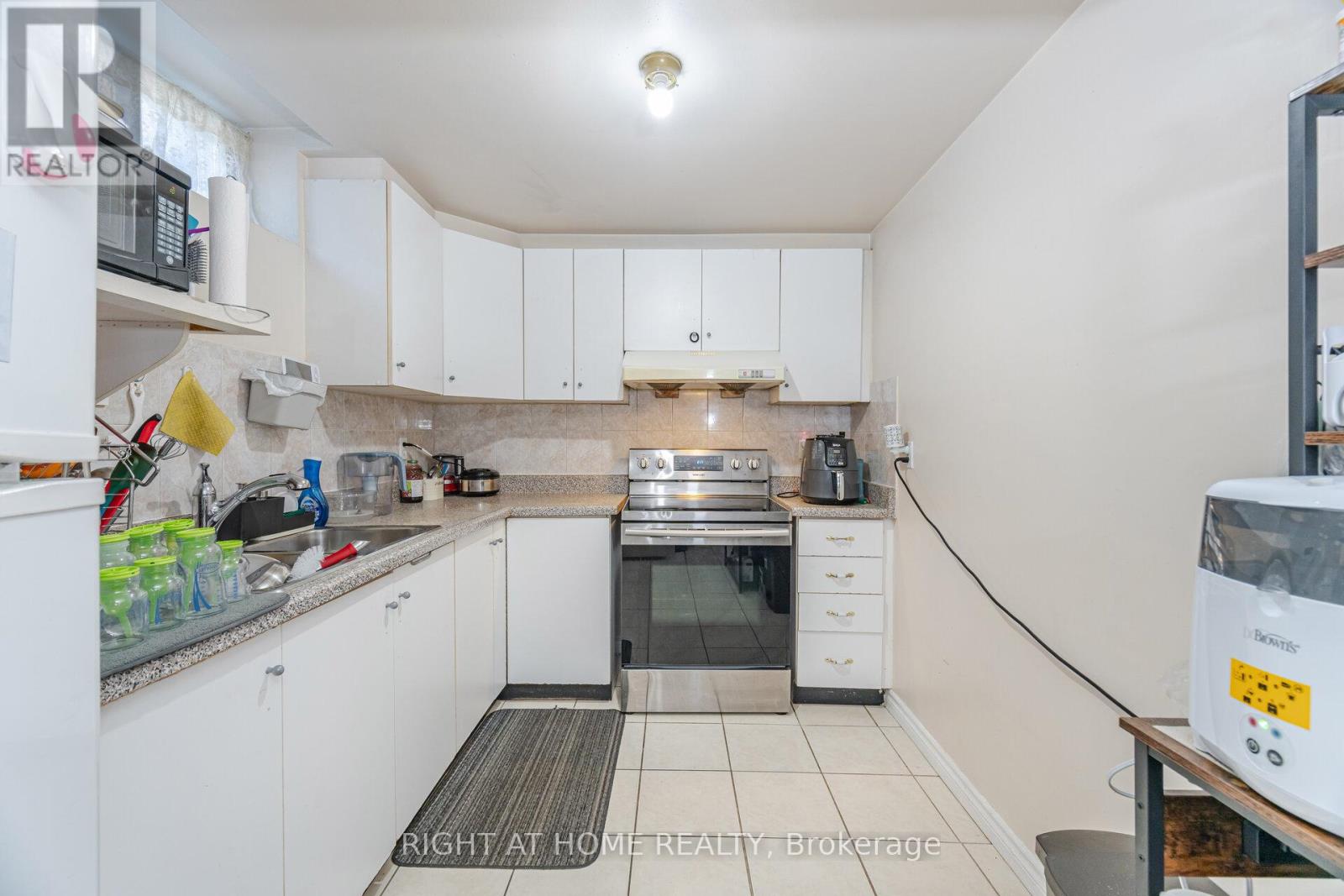 20 Erla Court, Markham, Ontario  L3S 3B3 - Photo 34 - N12454612