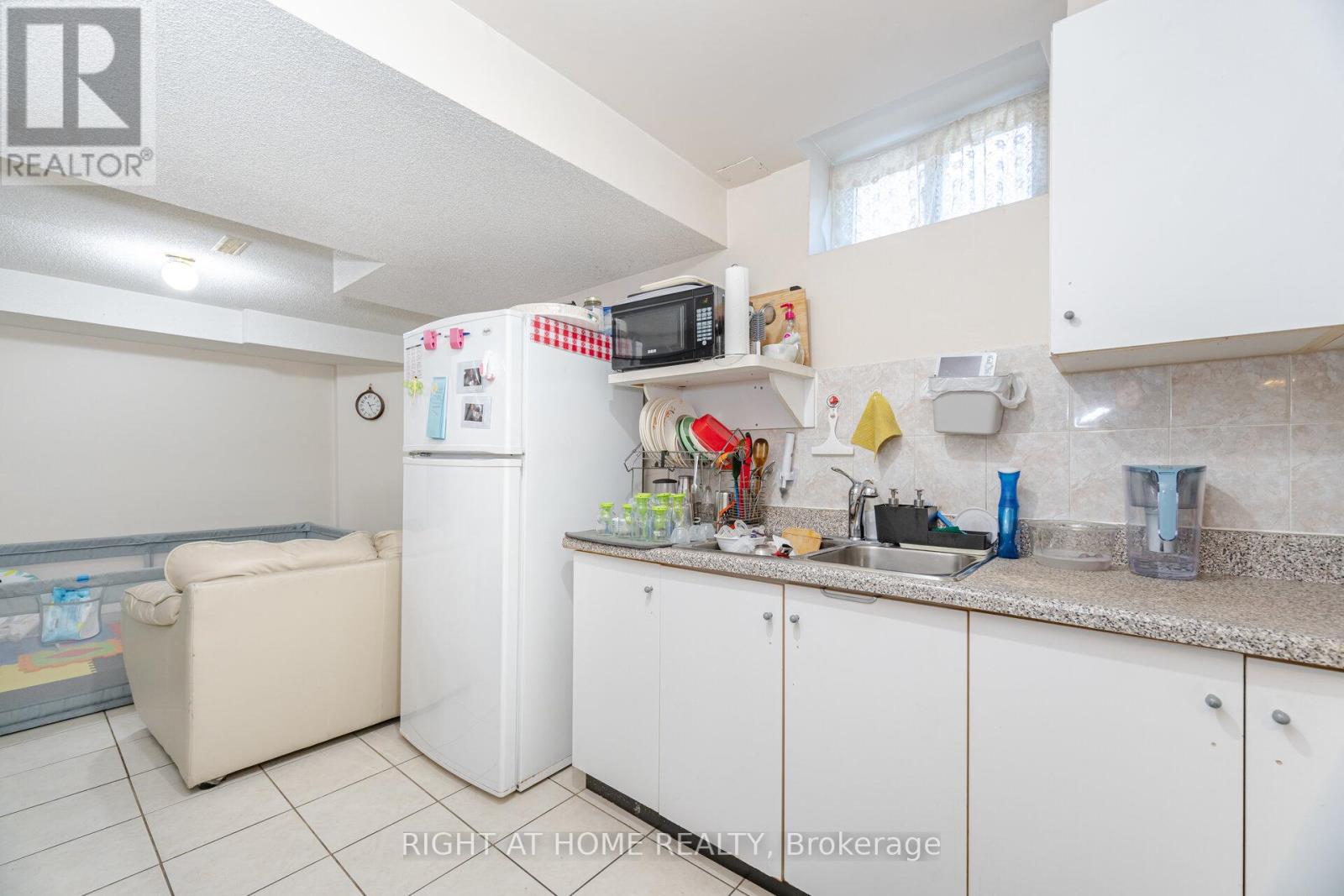 20 Erla Court, Markham, Ontario  L3S 3B3 - Photo 35 - N12454612
