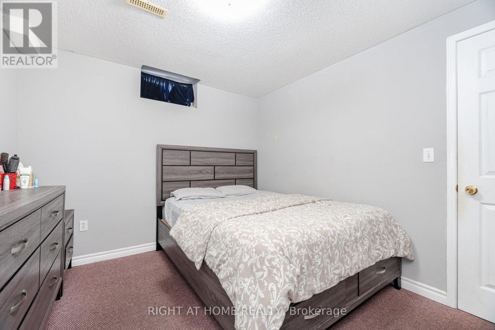20 Erla Court, Markham, Ontario  L3S 3B3 - Photo 37 - N12454612