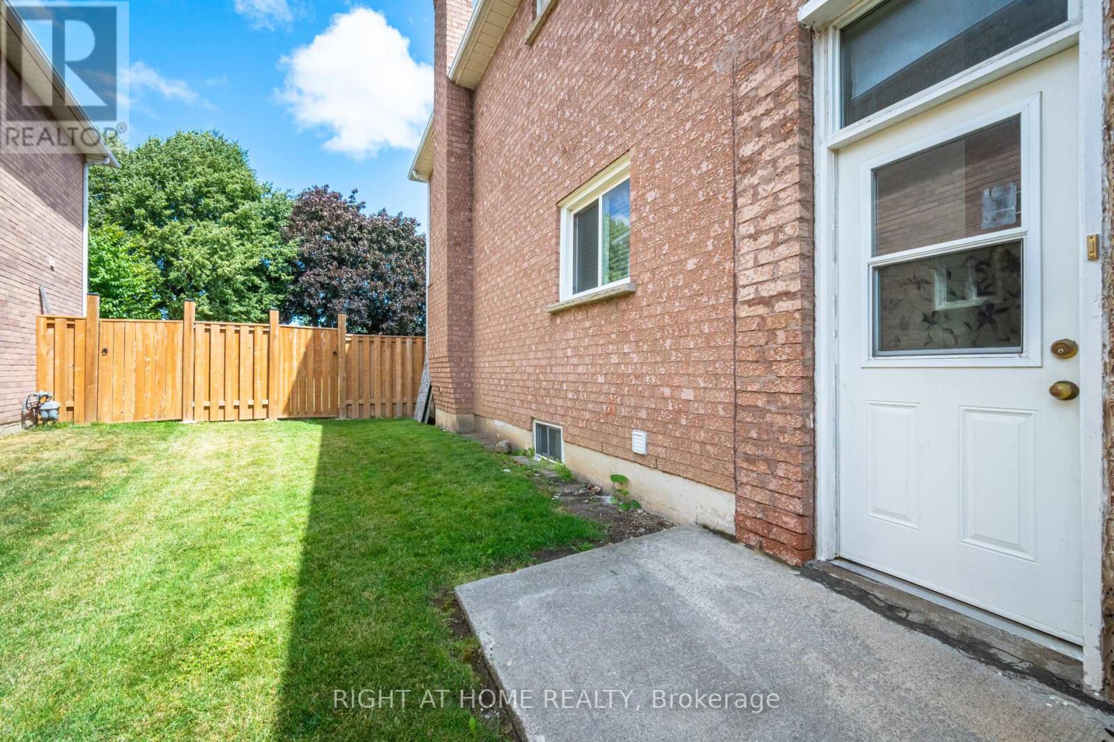20 Erla Court, Markham, Ontario  L3S 3B3 - Photo 43 - N12454612