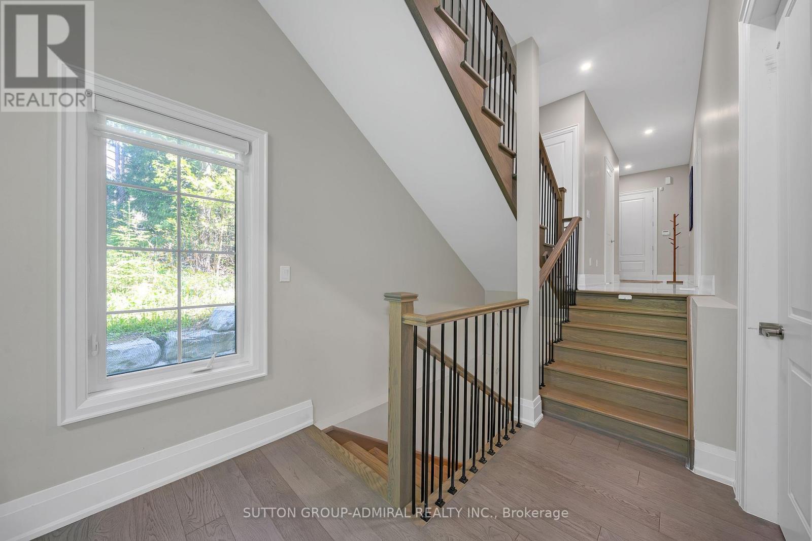 74 Old Bloomington Road, Aurora, Ontario  L4G 0M2 - Photo 9 - N12454643