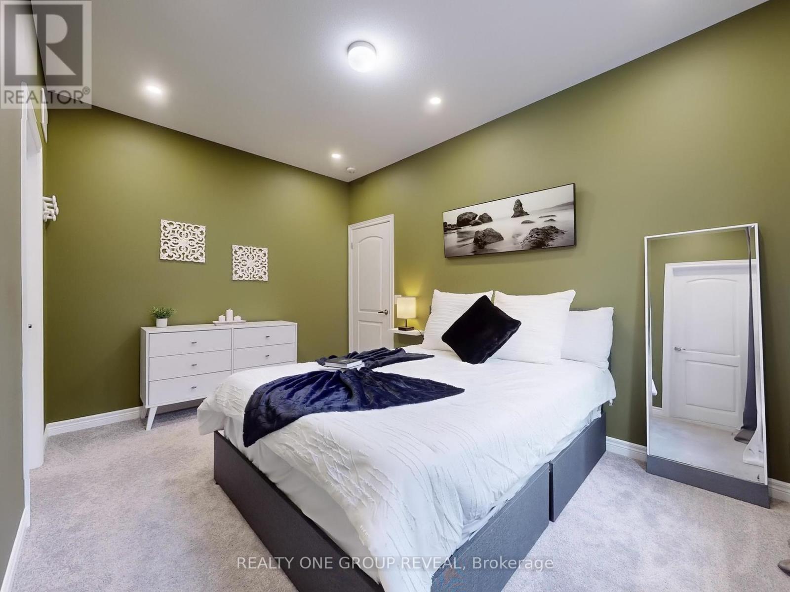 58 Busato Drive, Whitchurch-Stouffville, Ontario  L4A 4V4 - Photo 27 - N12454645