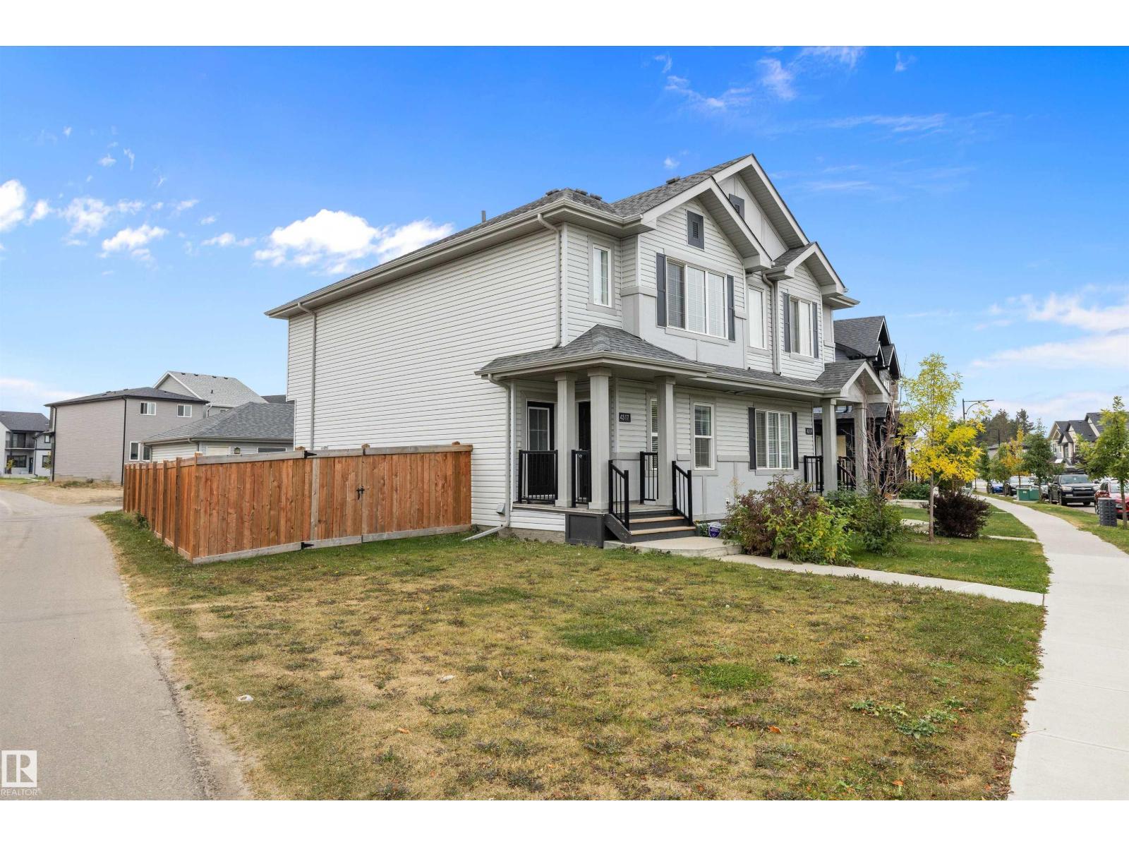 4317 Cooke Ln Sw, Edmonton, Alberta  T6W 4M7 - Photo 2 - E4461500