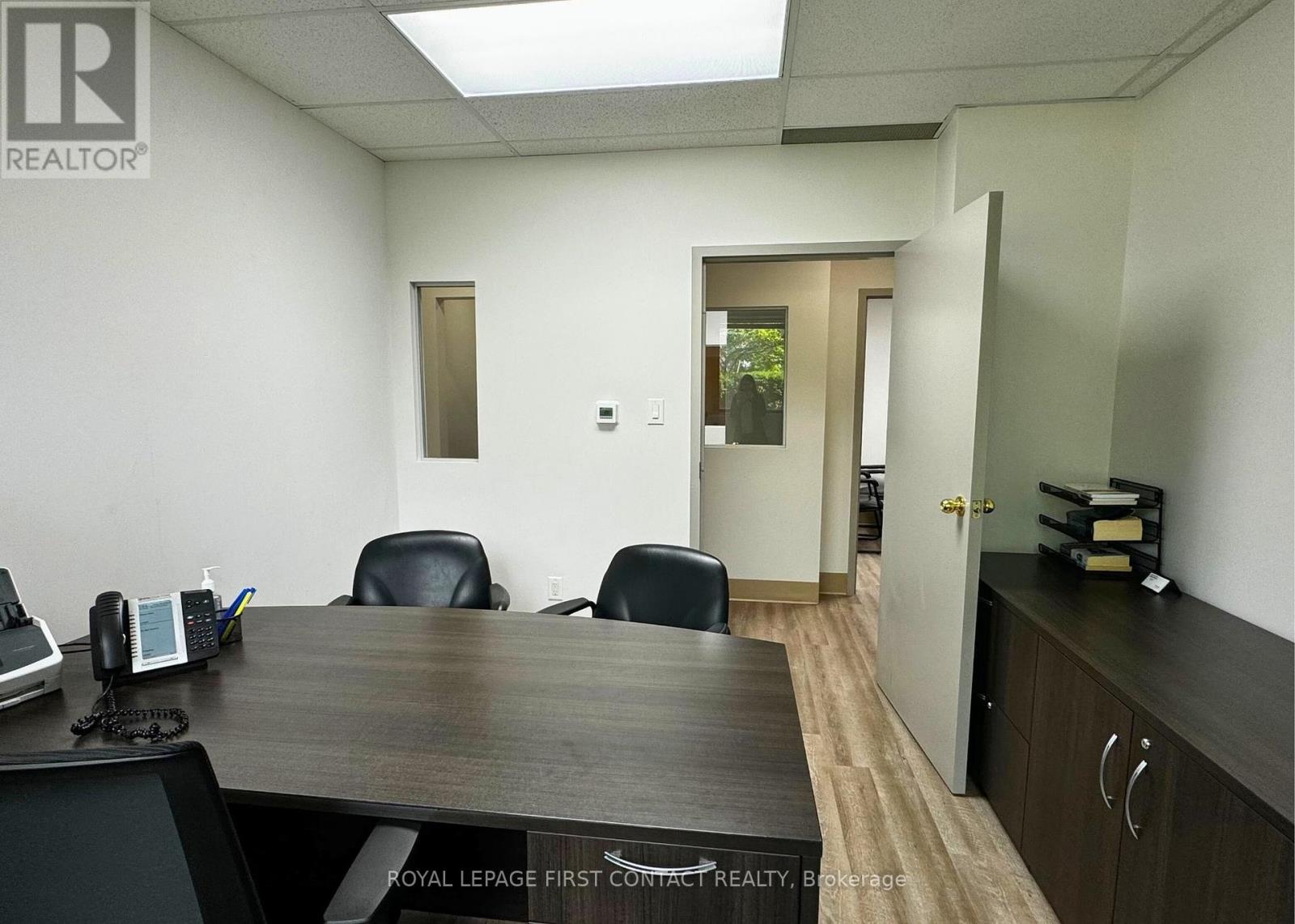 005 - 125 Bell Farm Road, Barrie, Ontario  L4M 6L2 - Photo 9 - S12454603