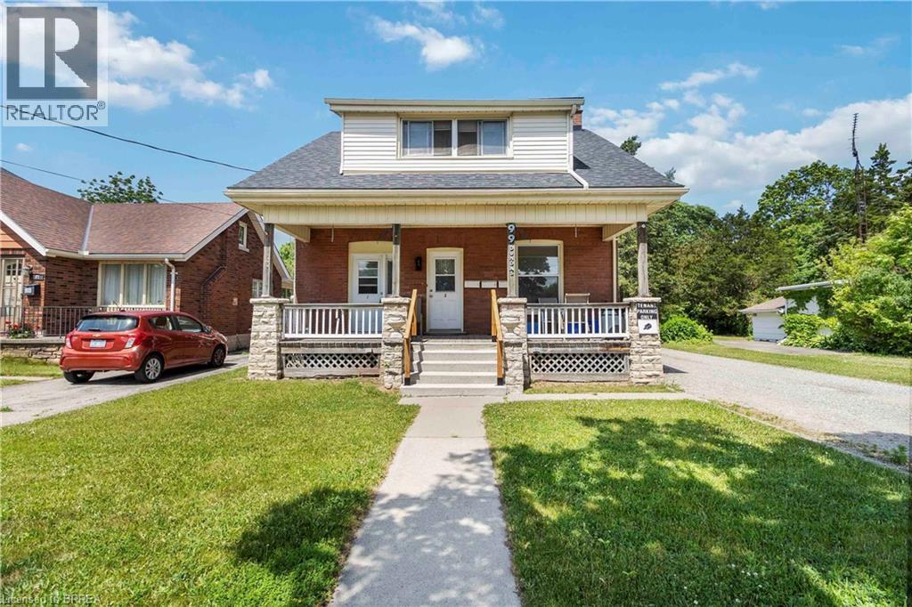 99 Dundas Street, Brantford, Ontario  N3R 1S4 - Photo 1 - 40776571